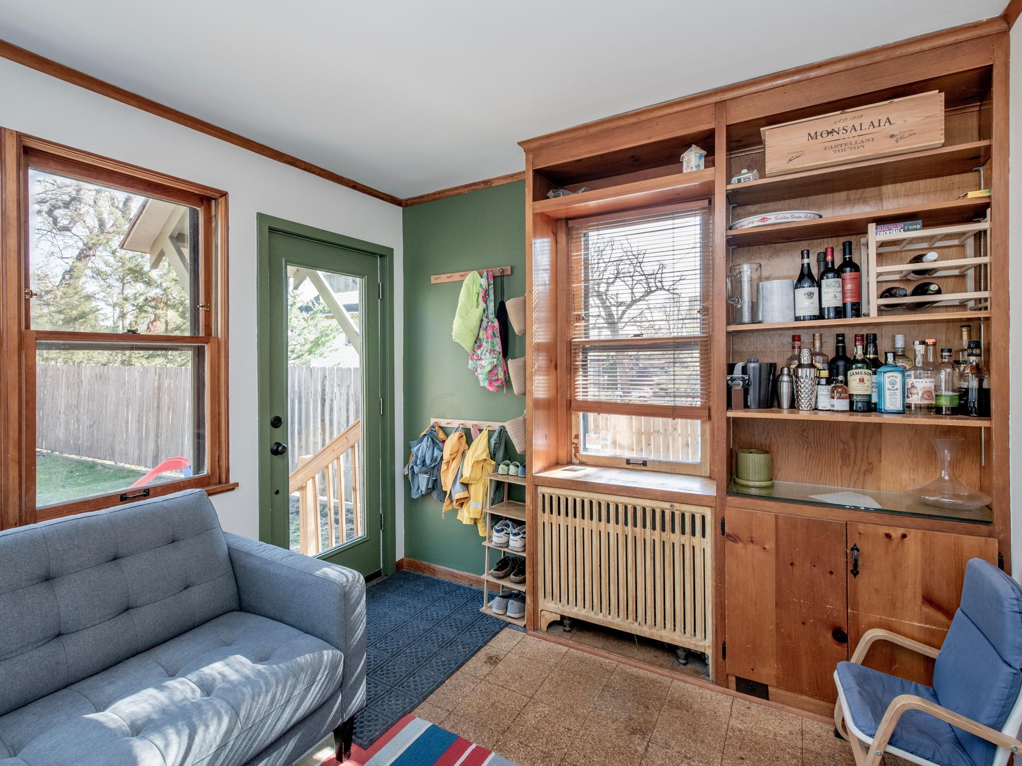 85 Clarence Avenue SE