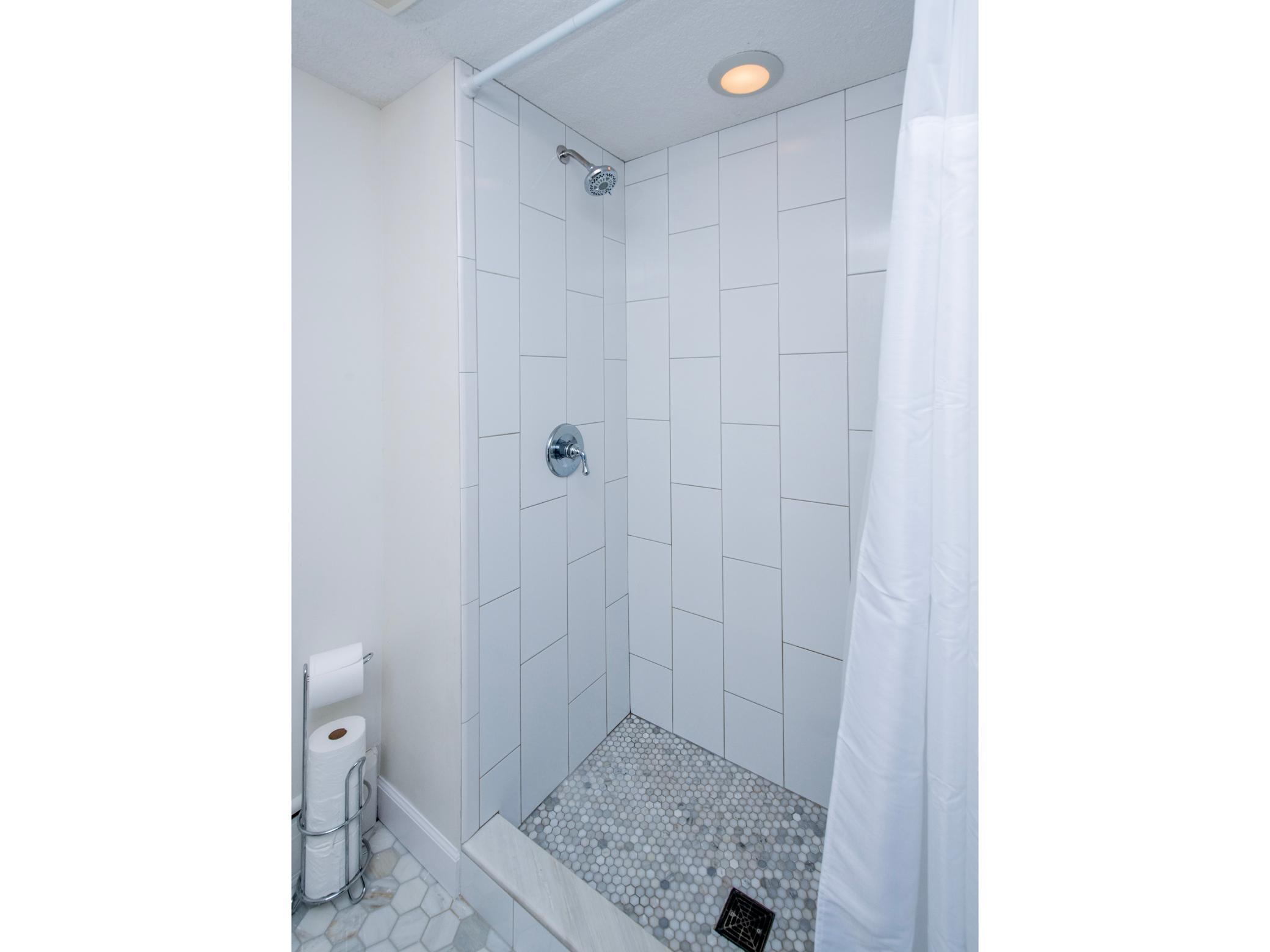 3509 NE Coolidge Street NE