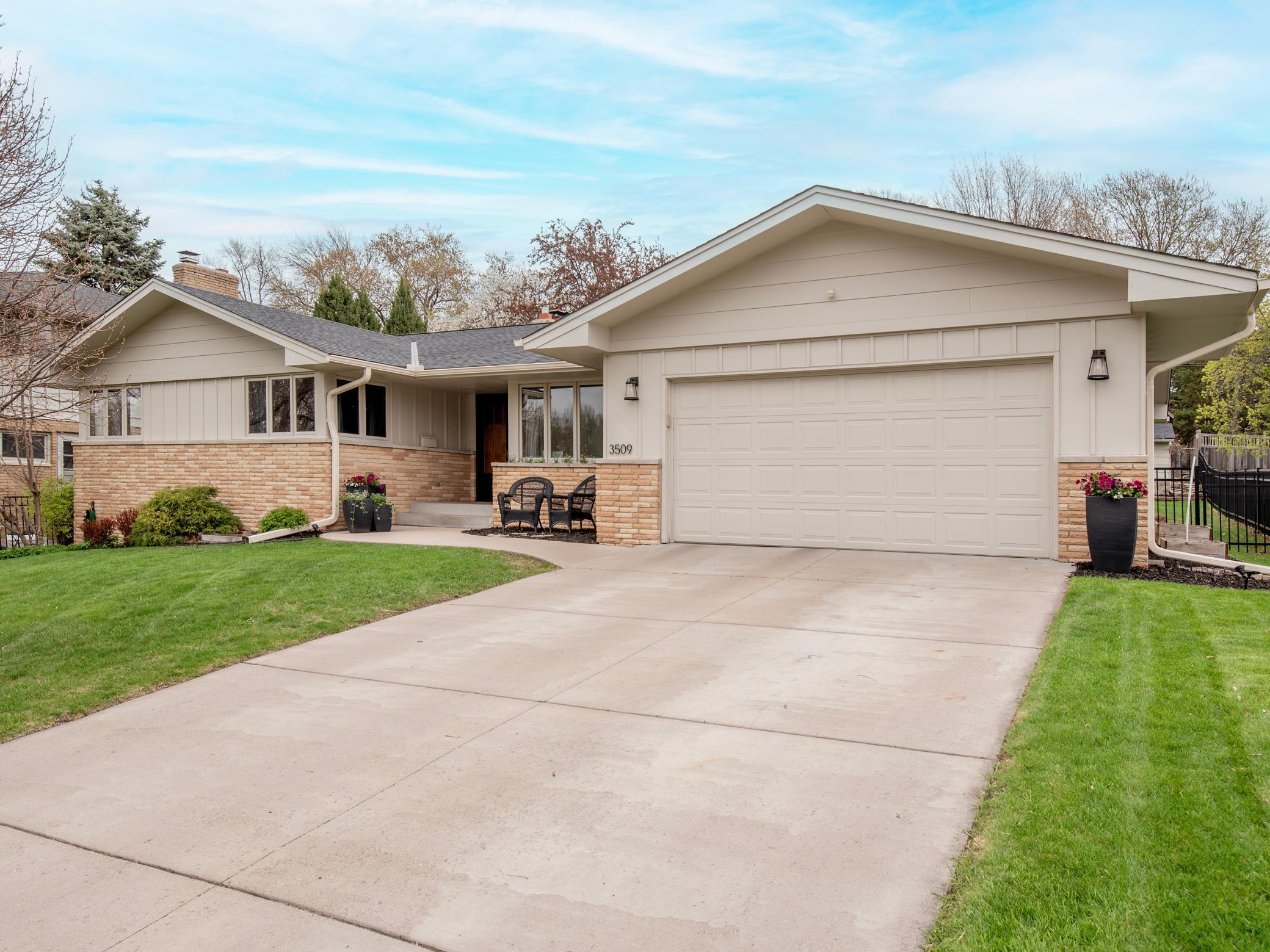 3509 NE Coolidge Street NE