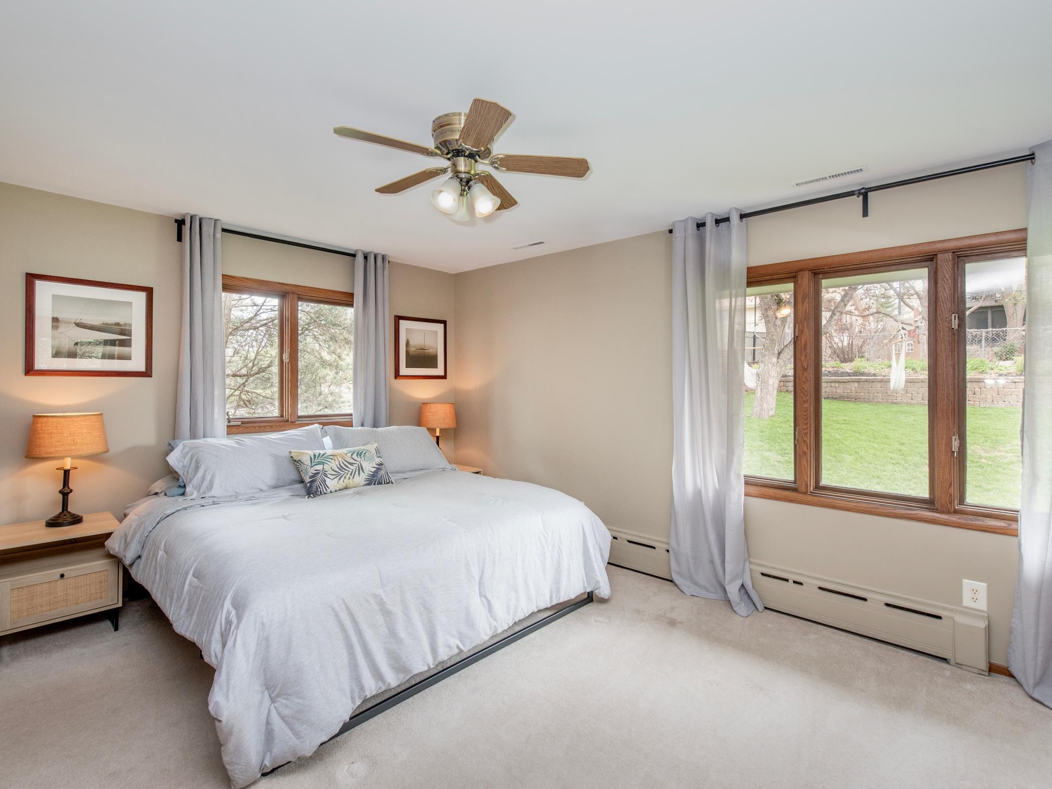 3509 NE Coolidge Street NE