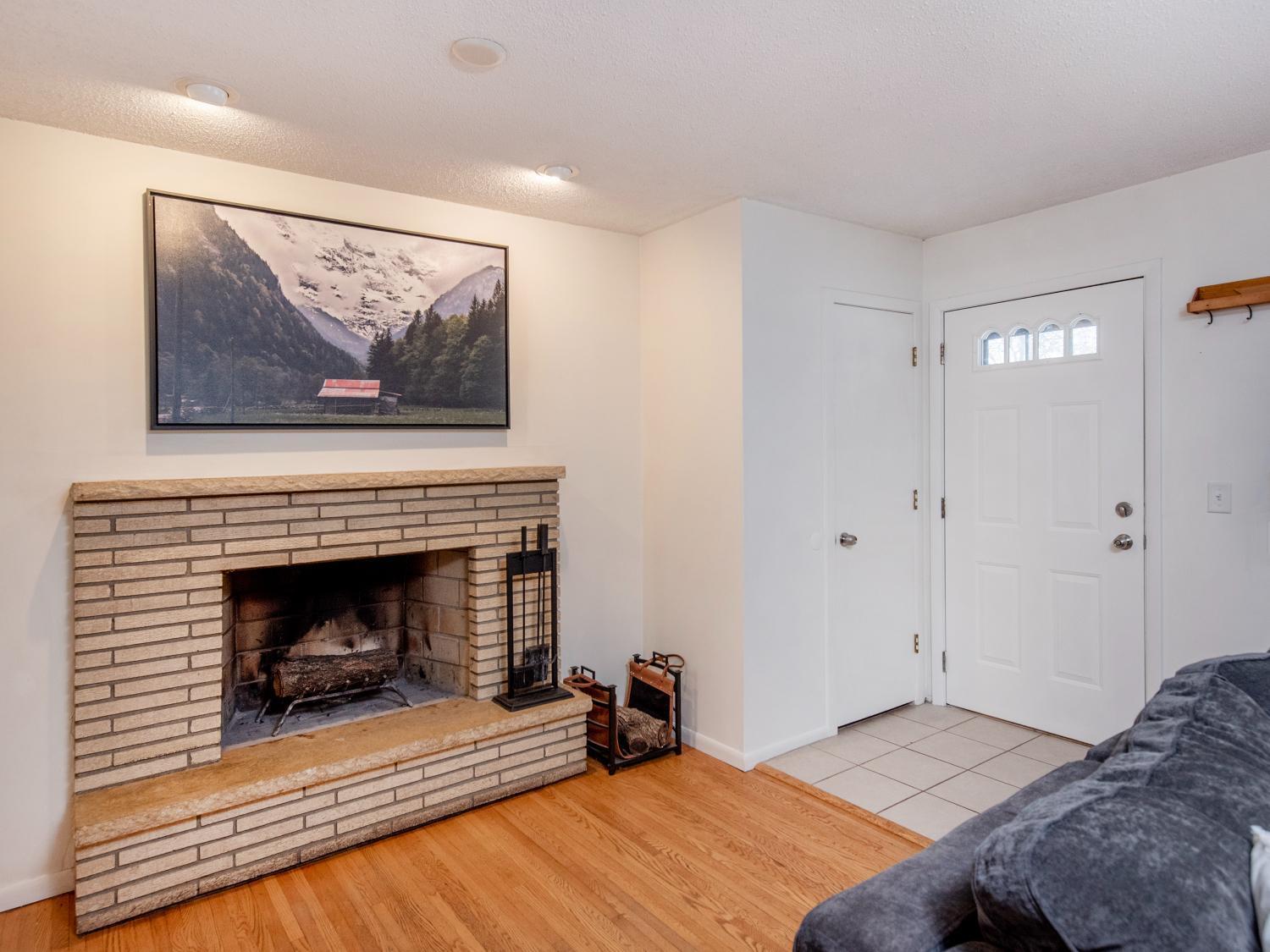 10341 Clinton Avenue S