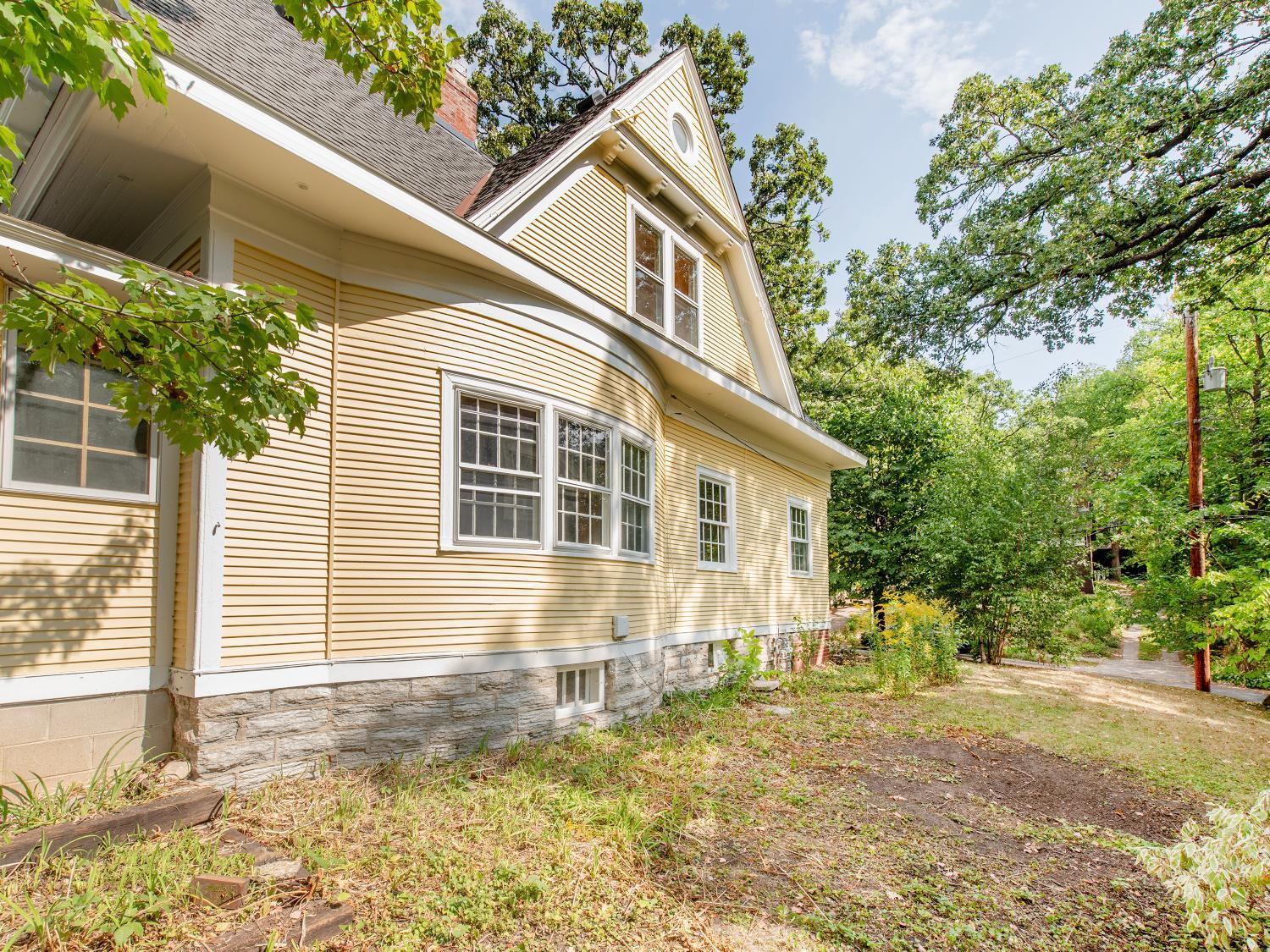 92 Orlin Avenue SE
