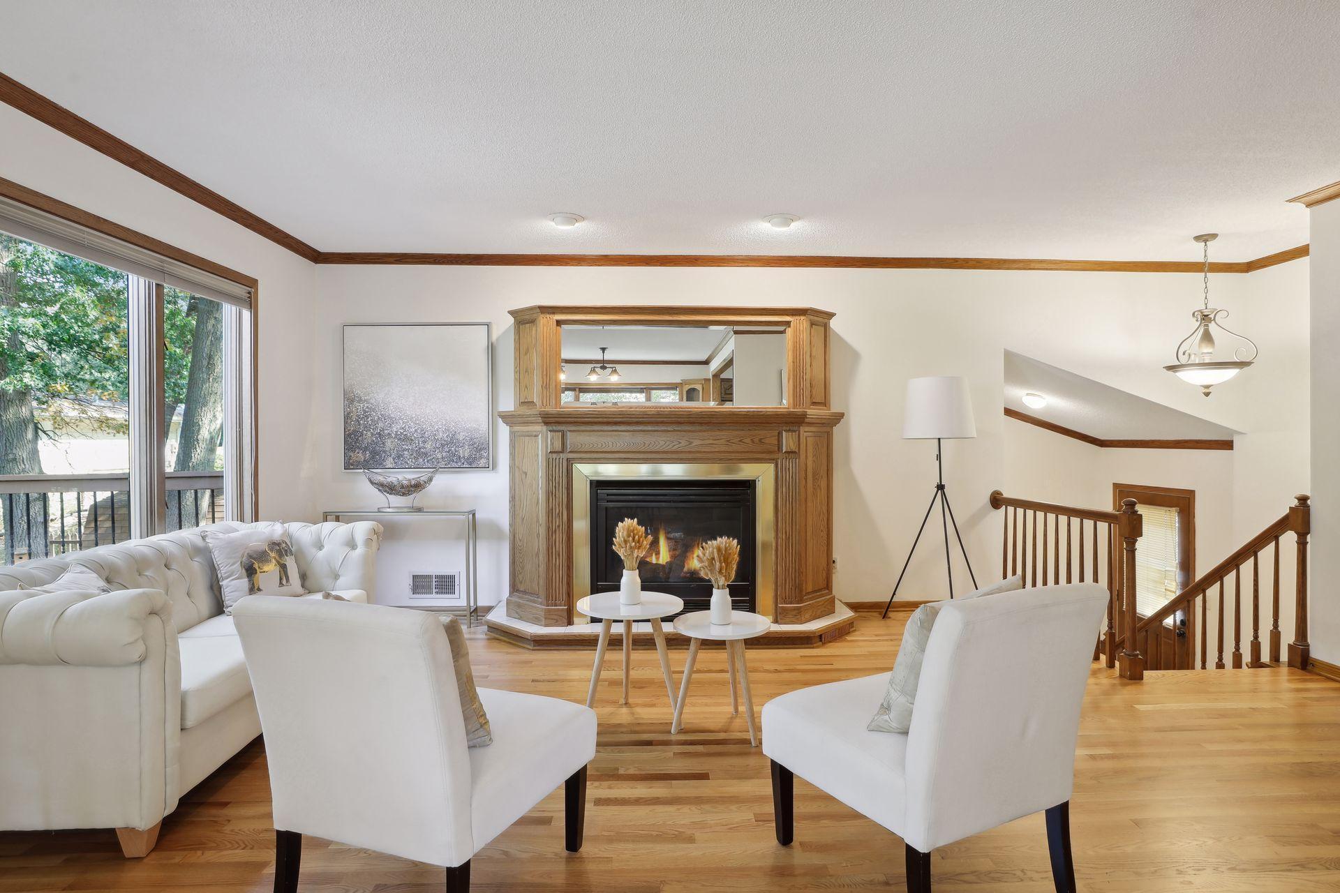 2304 Fairmeadows Road