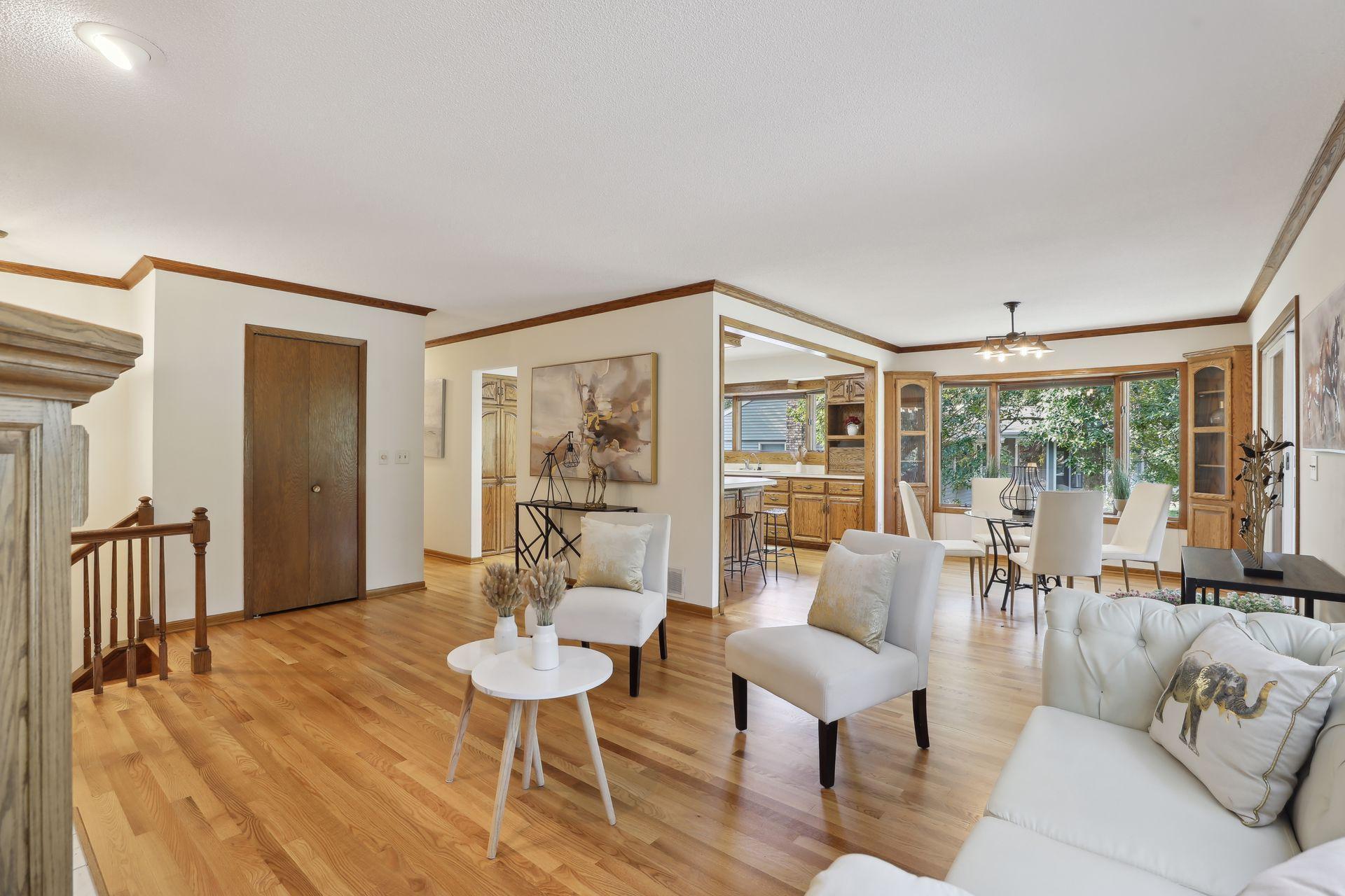 2304 Fairmeadows Road