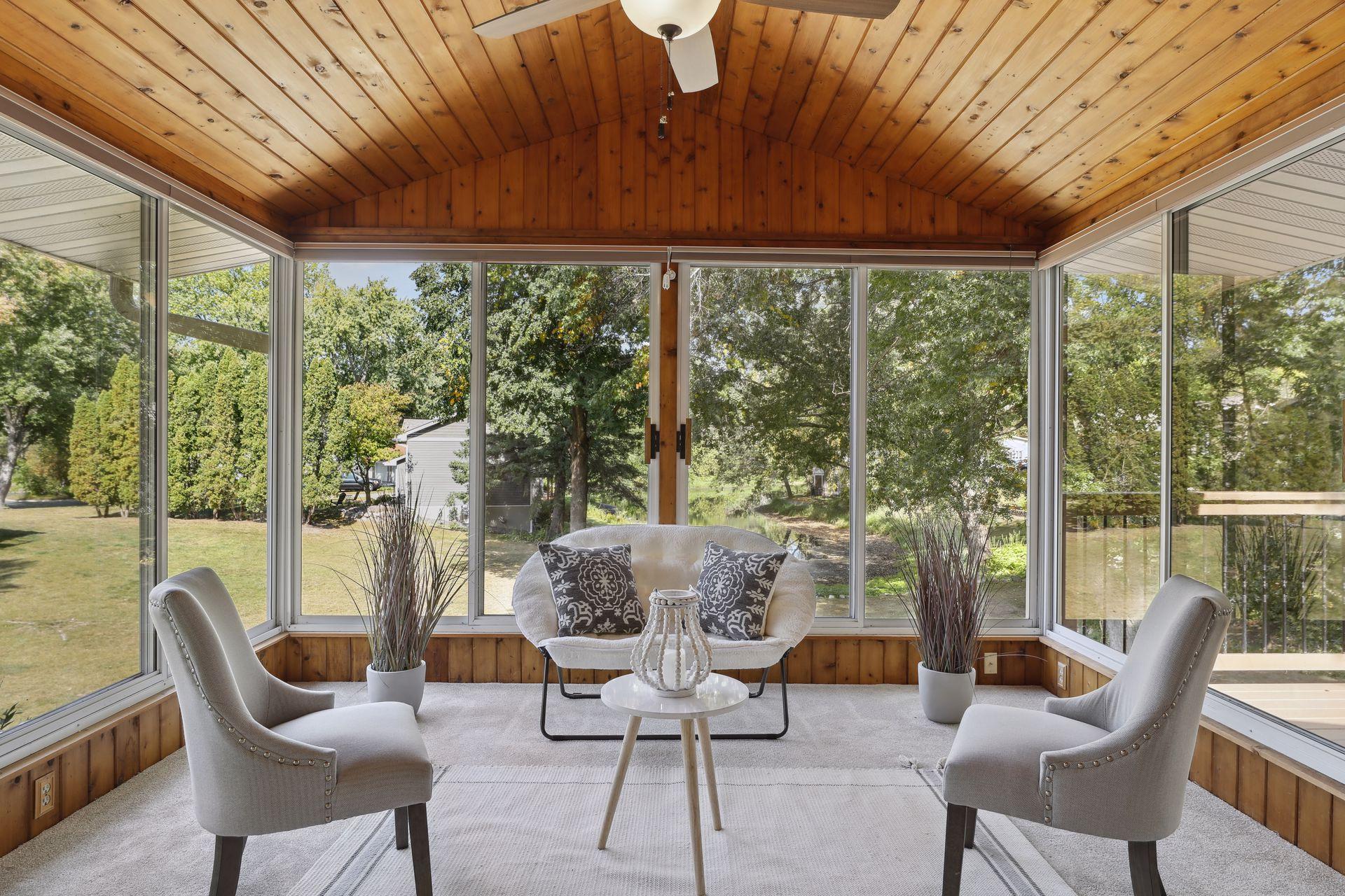 2304 Fairmeadows Road