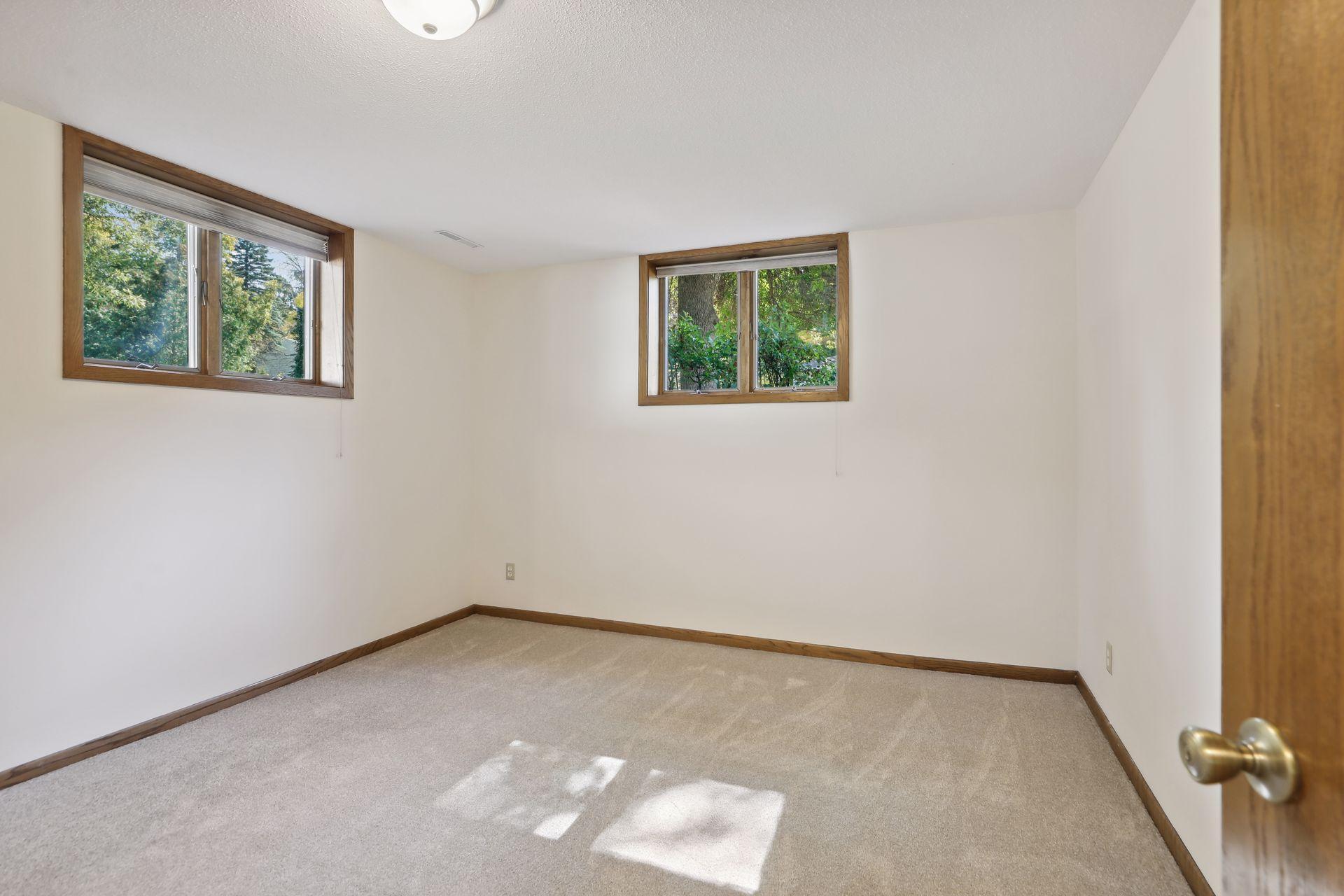 2304 Fairmeadows Road