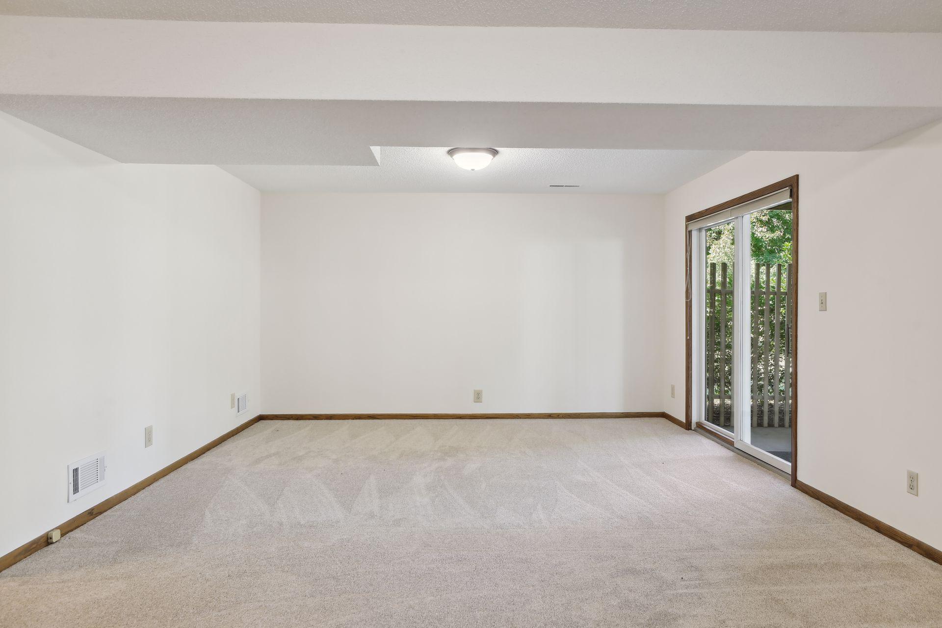 2304 Fairmeadows Road