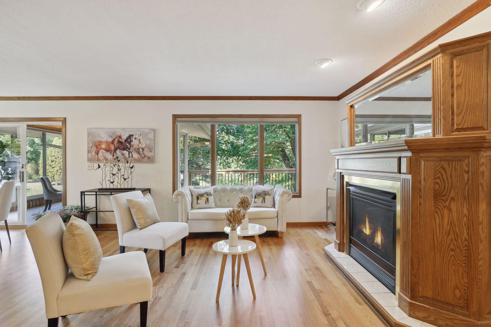 2304 Fairmeadows Road