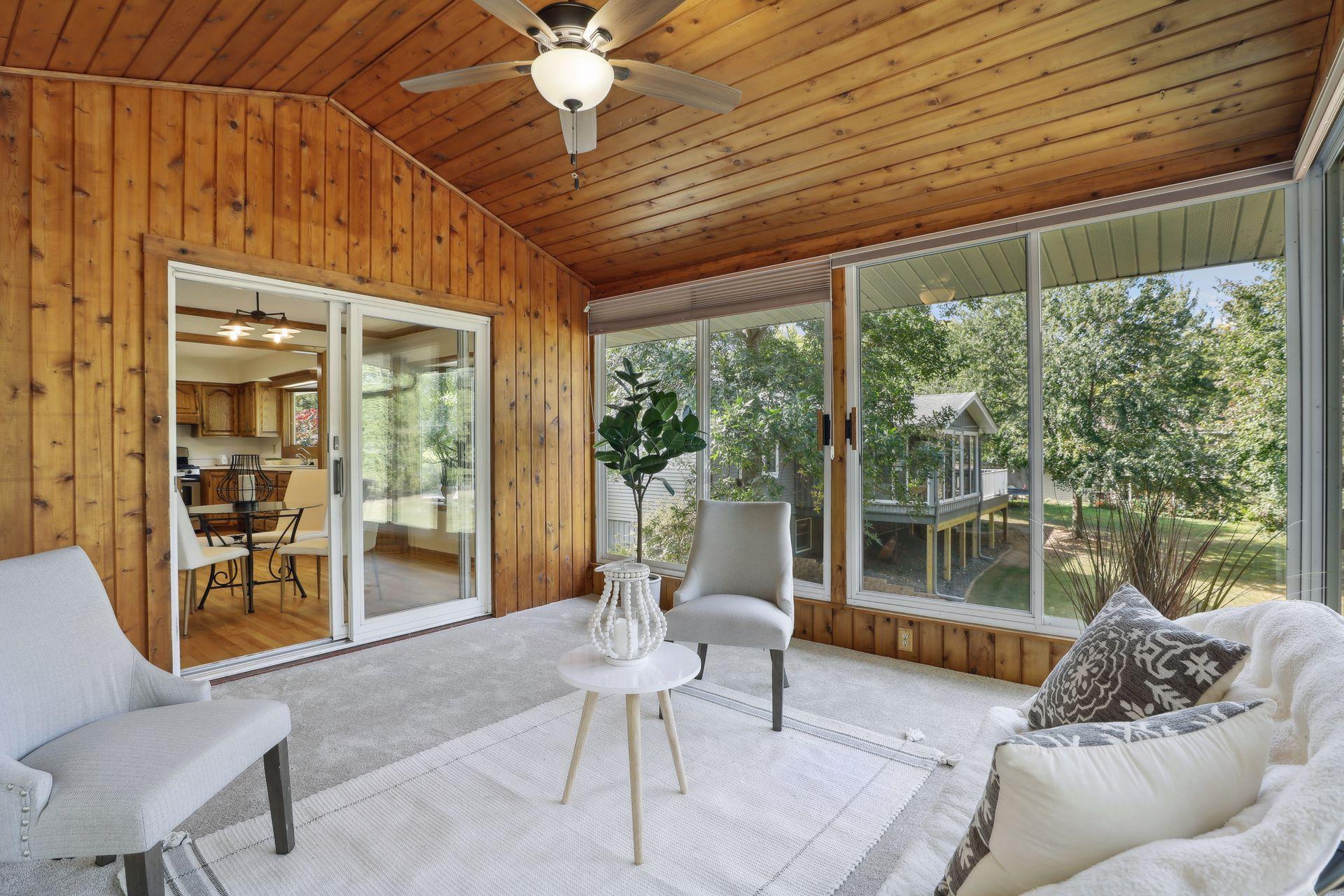 2304 Fairmeadows Road