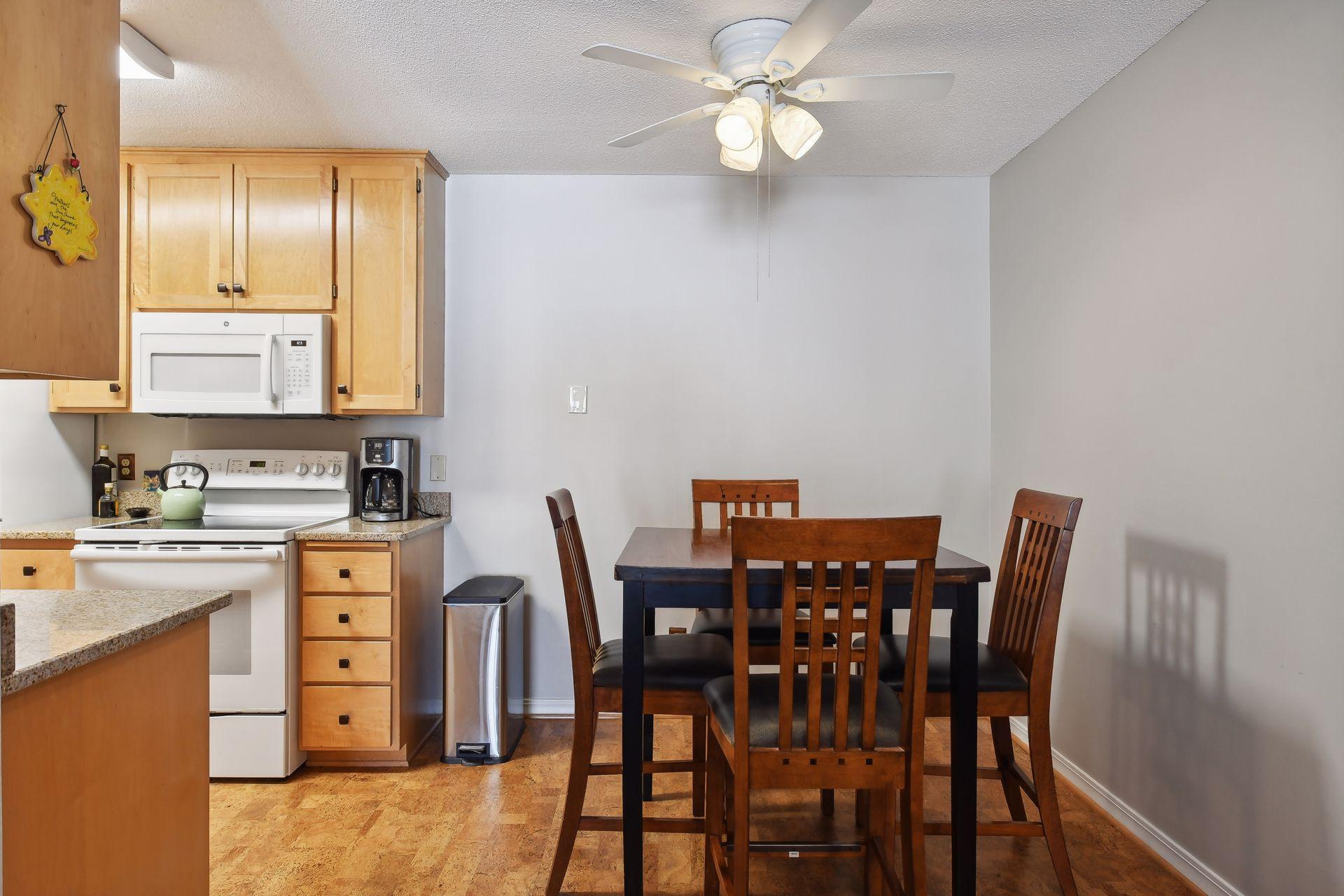 205 Barry Avenue S Unit: 217