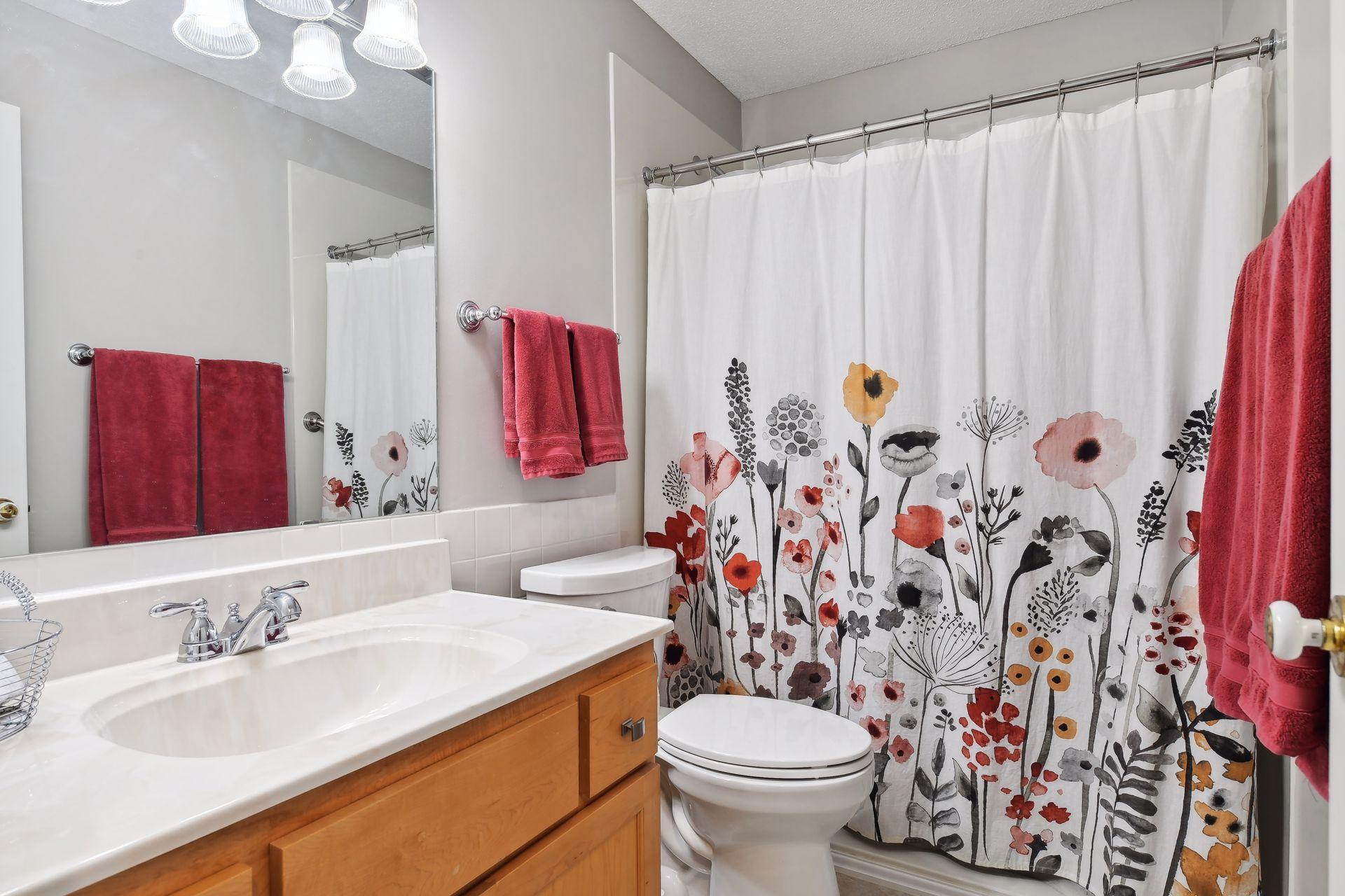205 Barry Avenue S Unit: 217