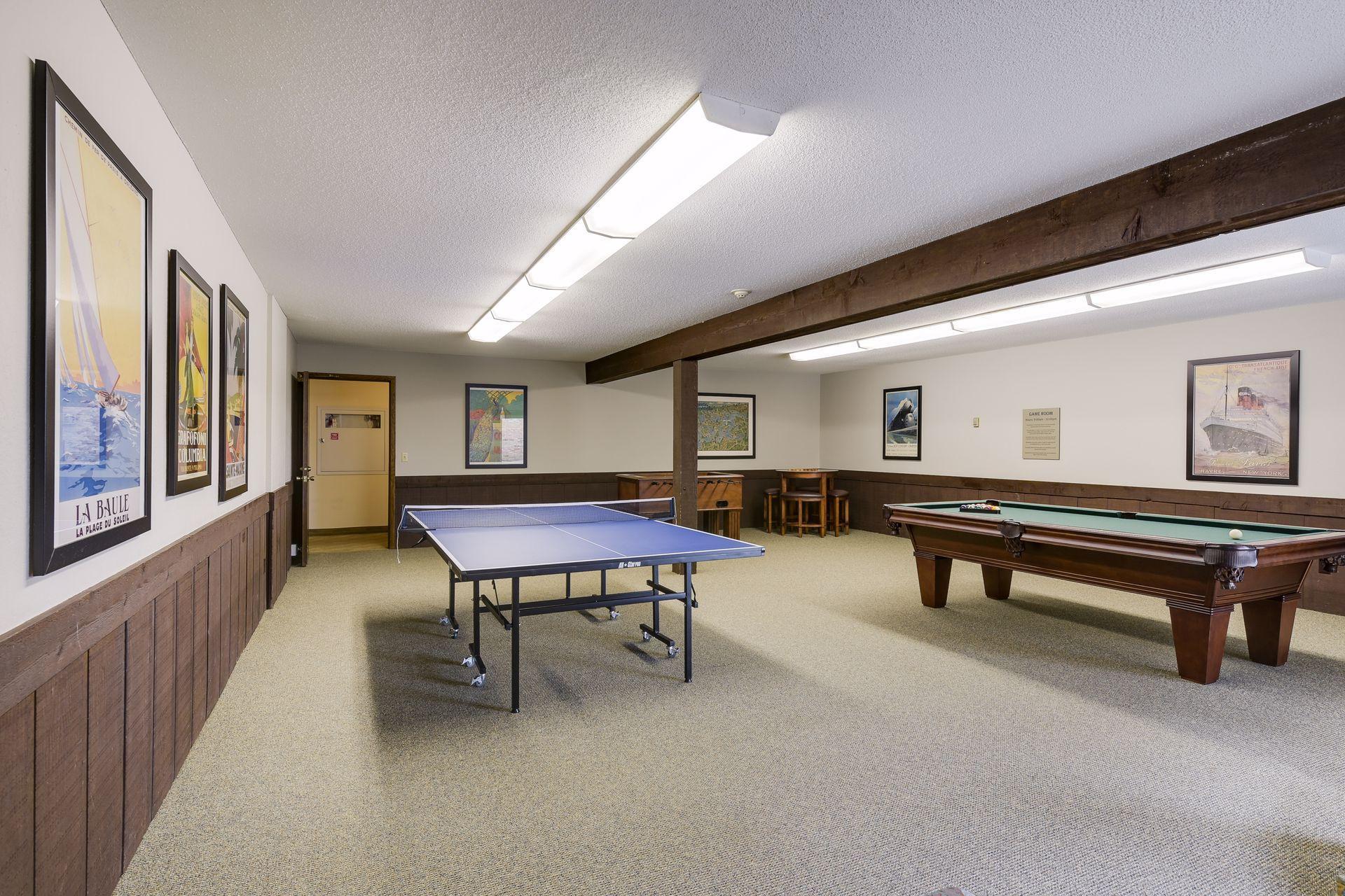 205 Barry Avenue S Unit: 217