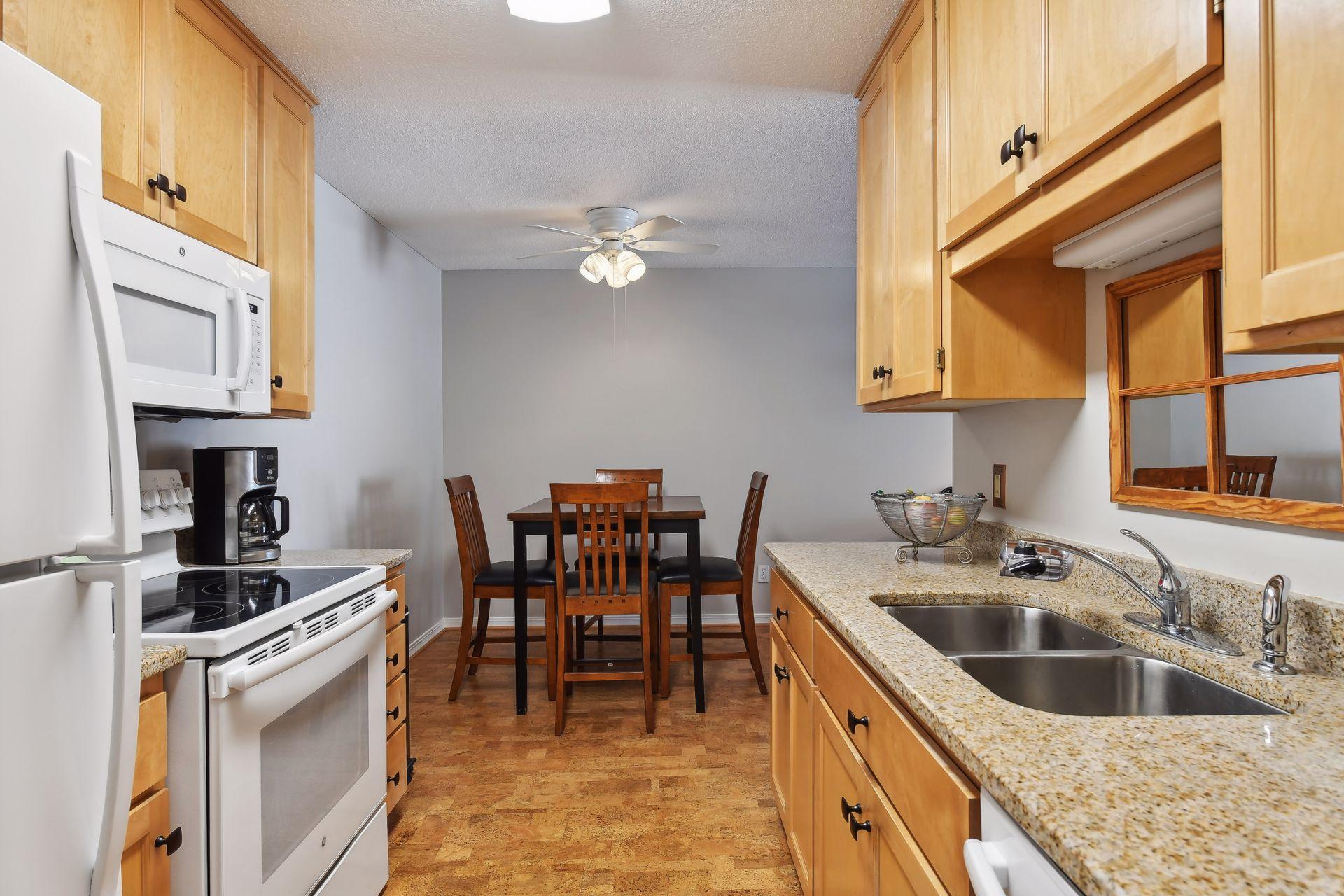 205 Barry Avenue S Unit: 217