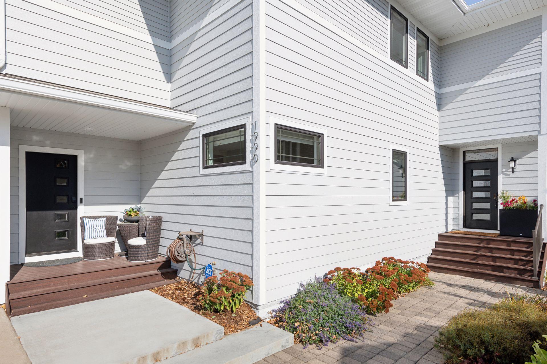 1990 Shadywood Road