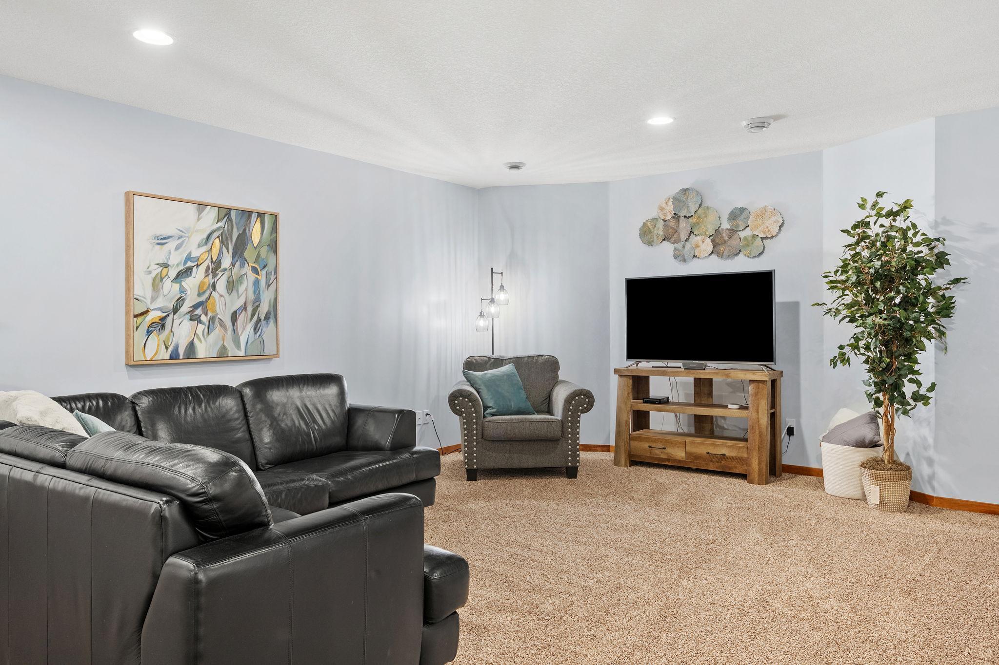 21154 Foxtail Lane
