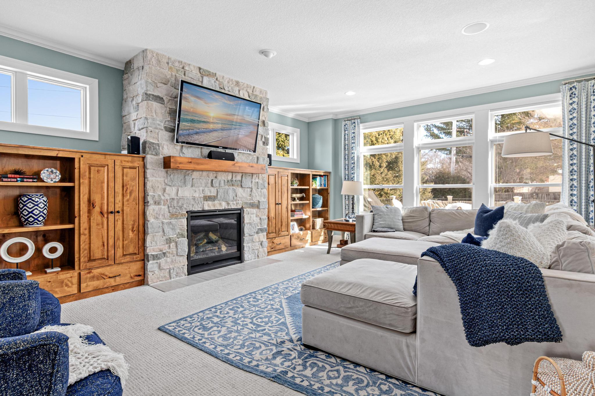 2340 Glendale Cove Lane