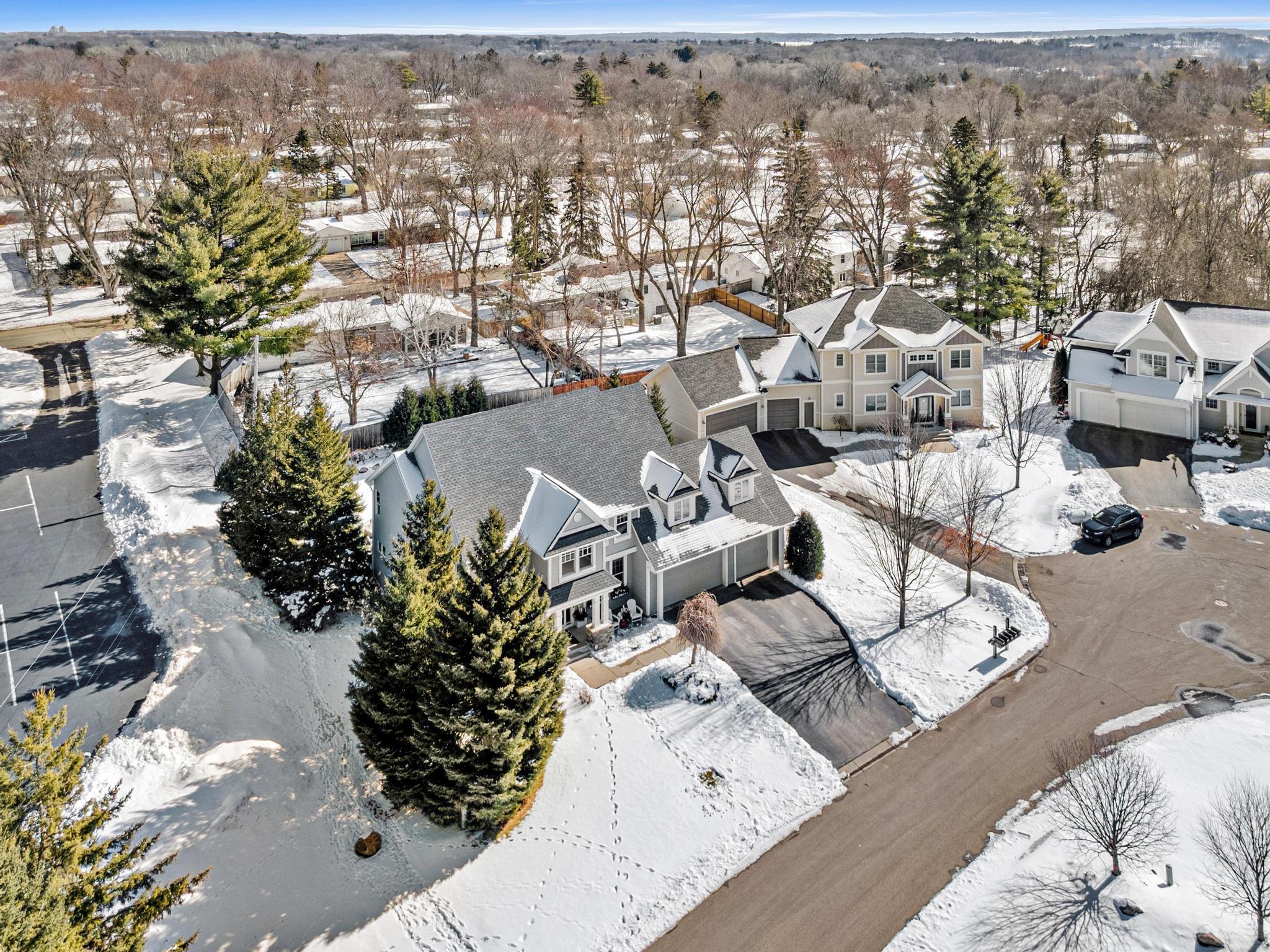 2340 Glendale Cove Lane