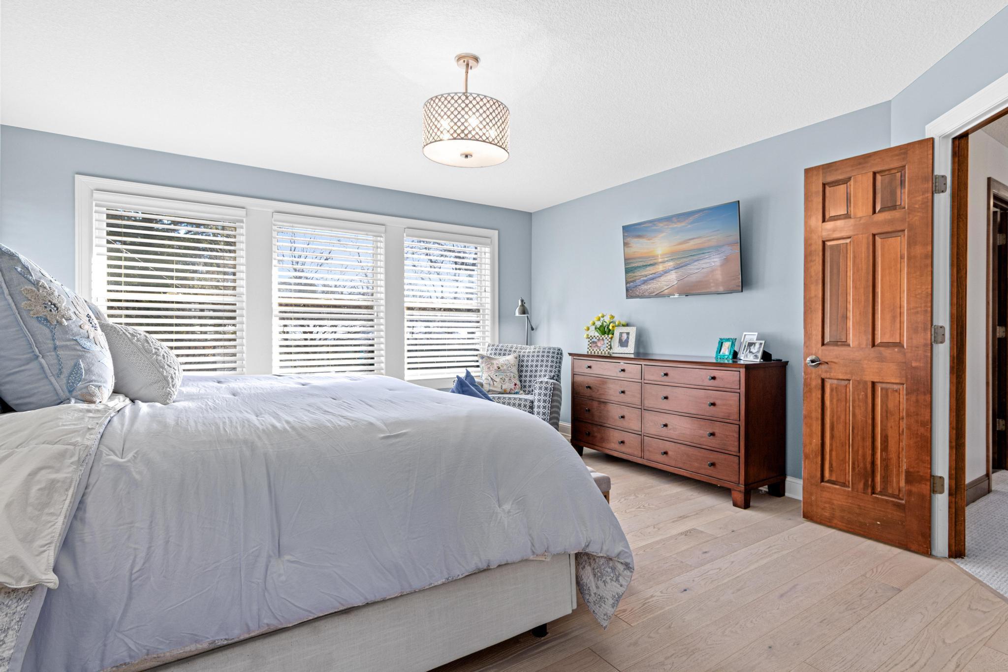 2340 Glendale Cove Lane