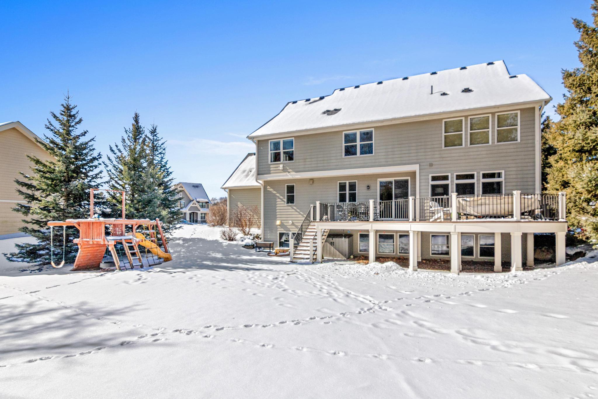 2340 Glendale Cove Lane