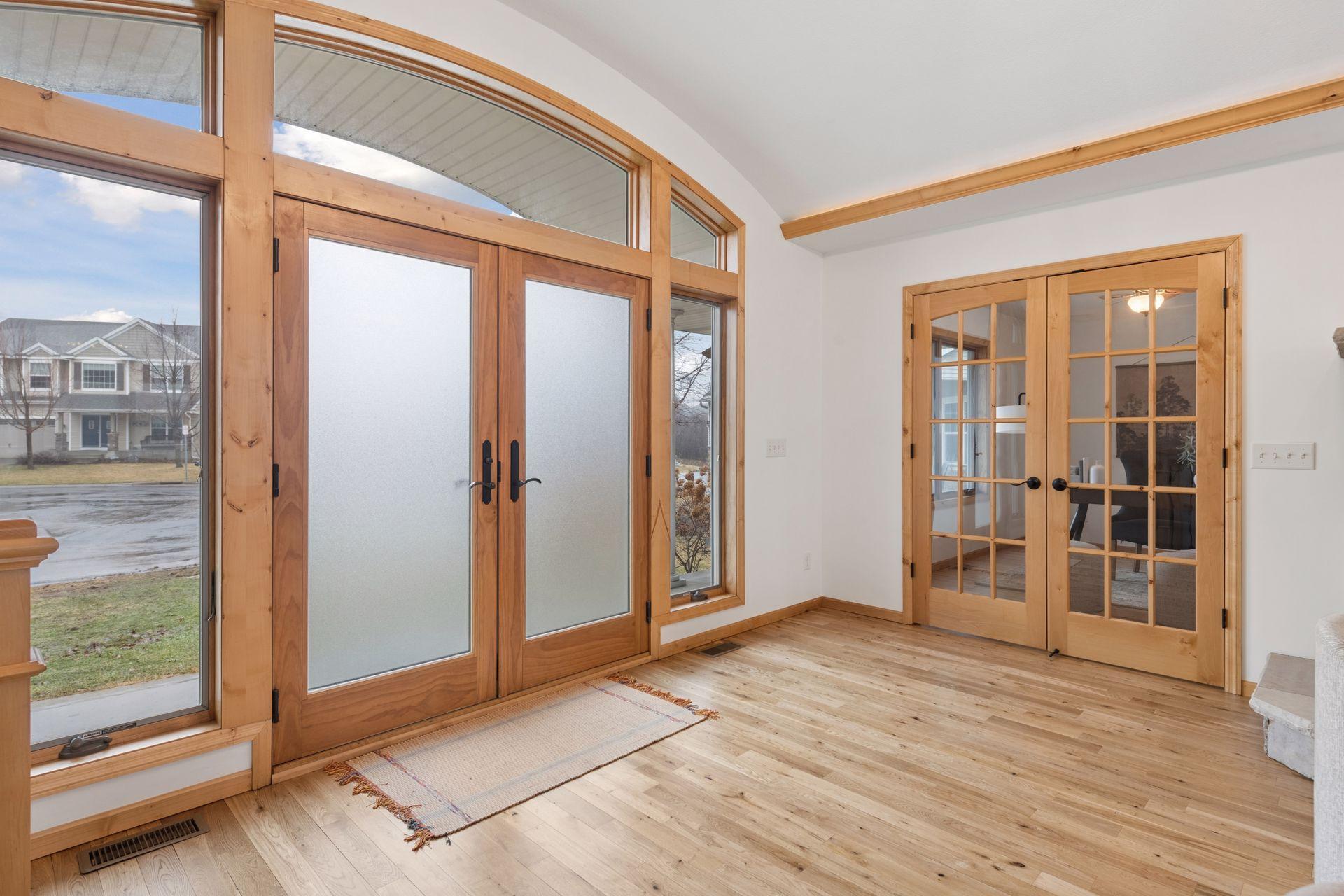 869 Yellowstone Trail