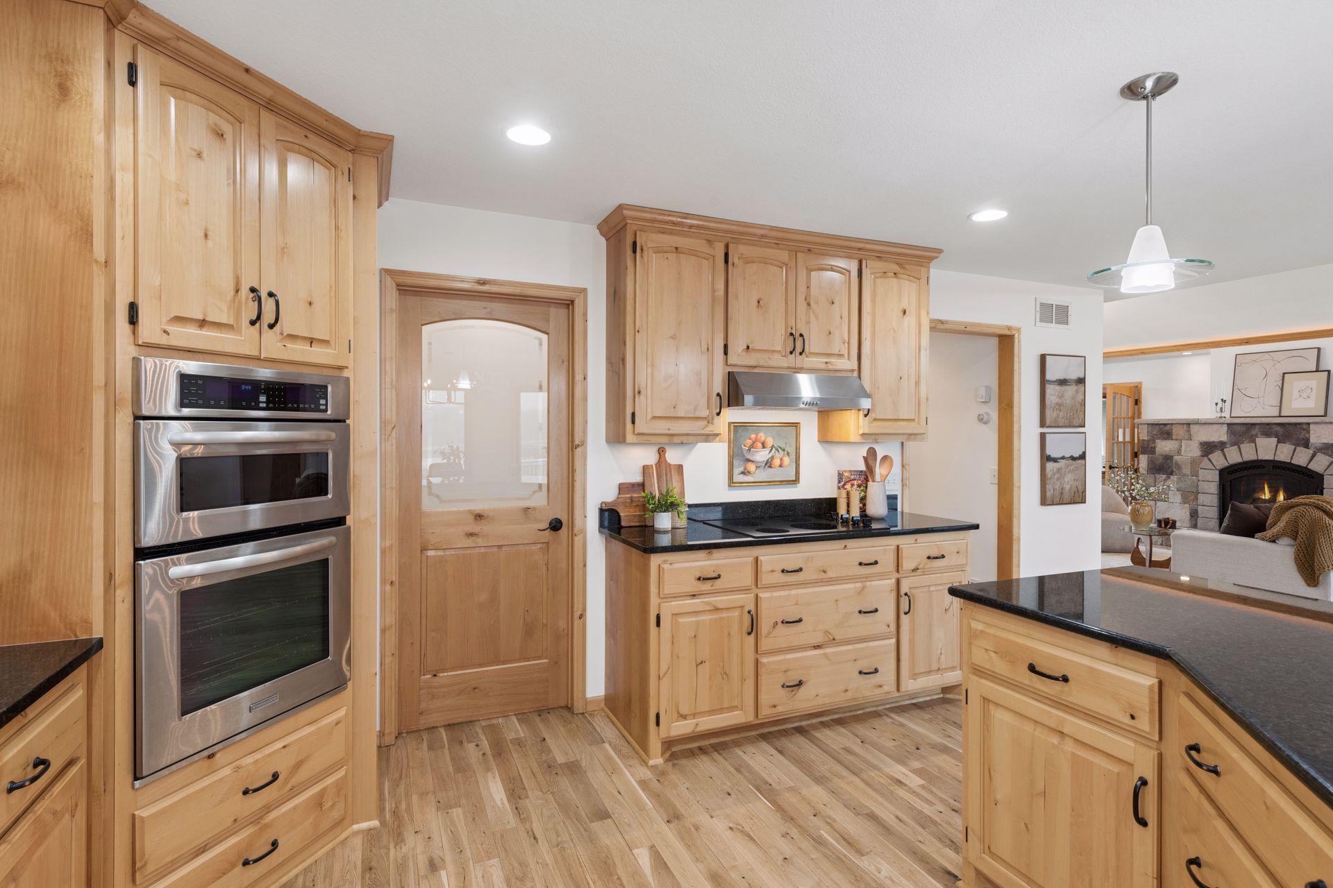 869 Yellowstone Trail