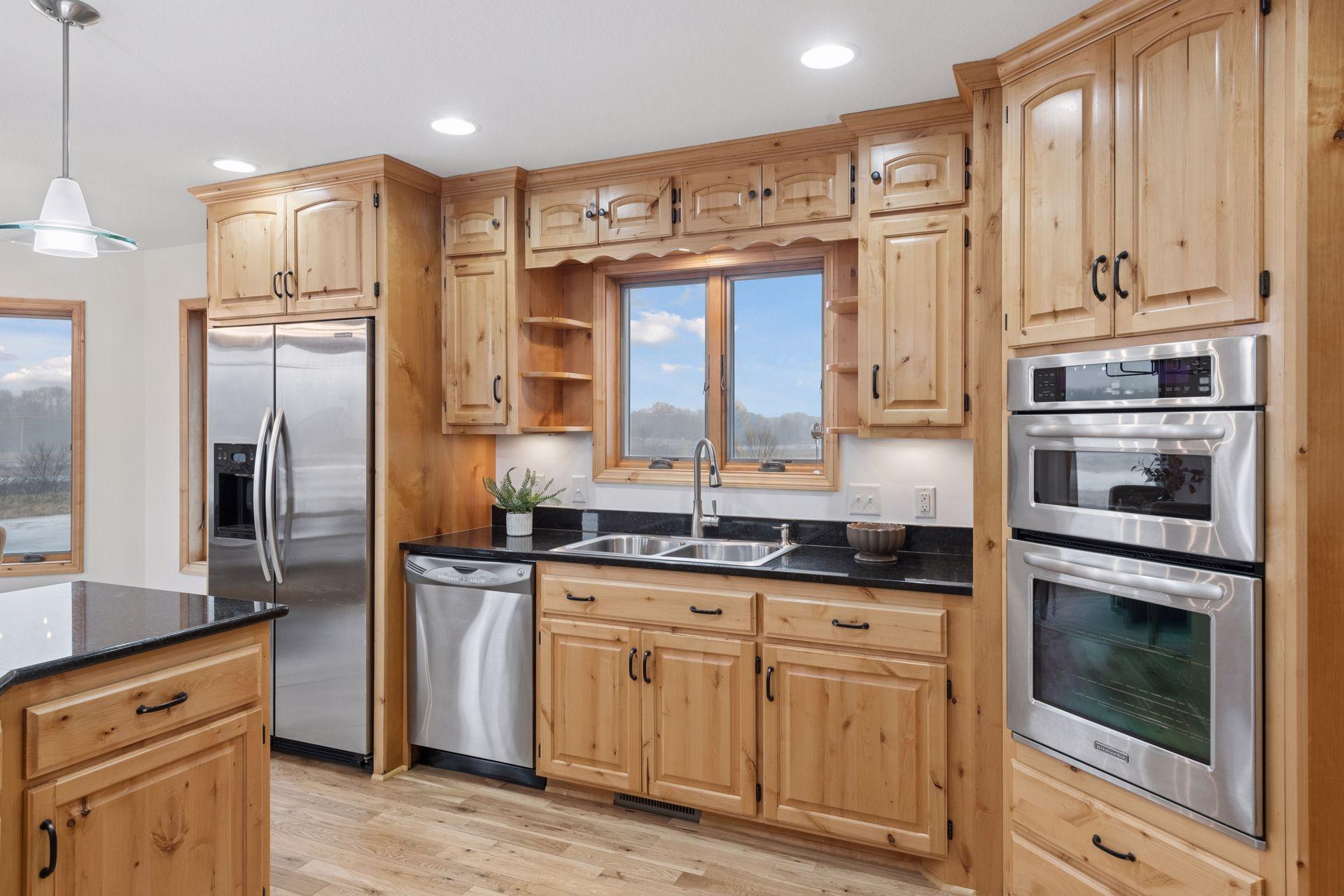 869 Yellowstone Trail