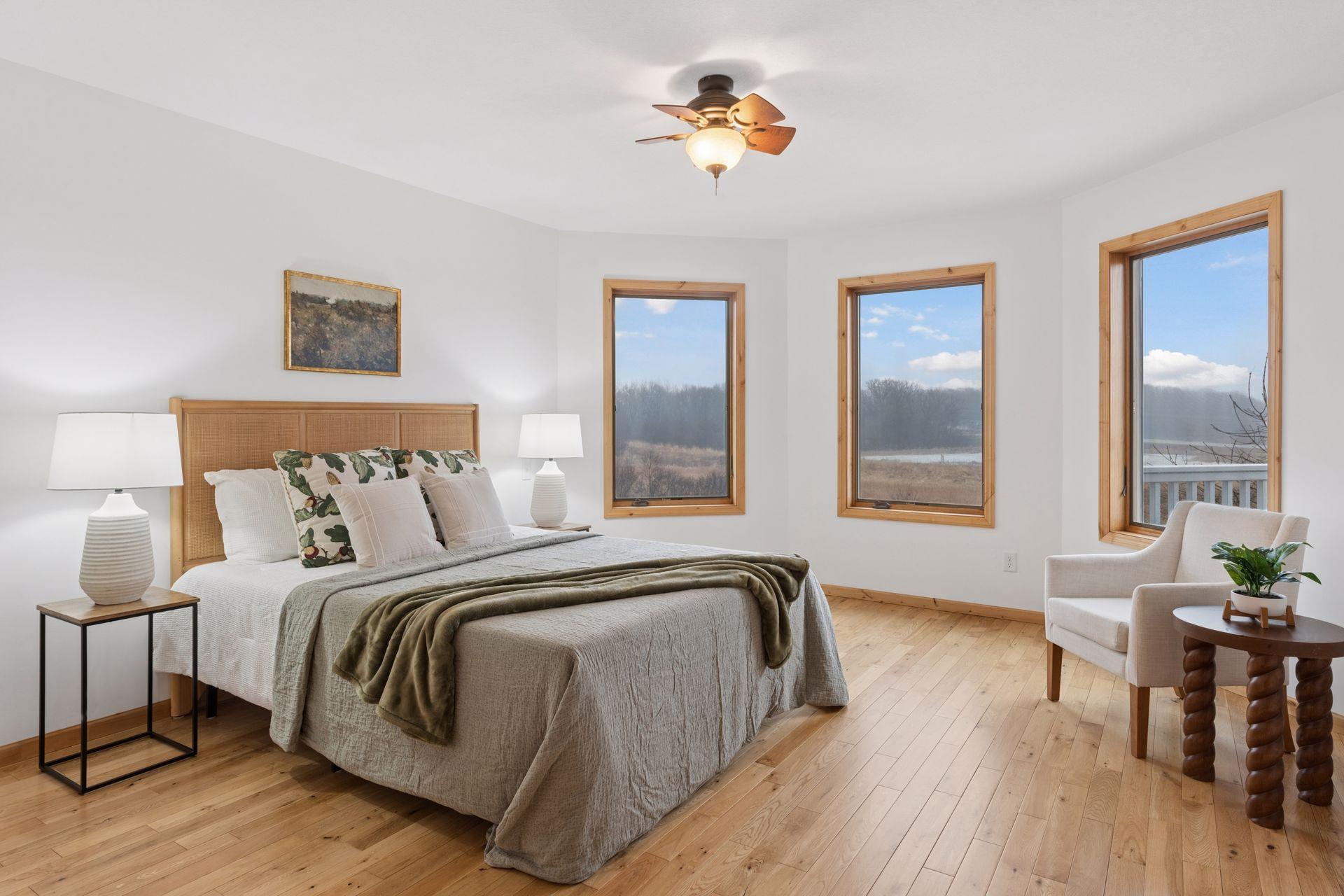 869 Yellowstone Trail