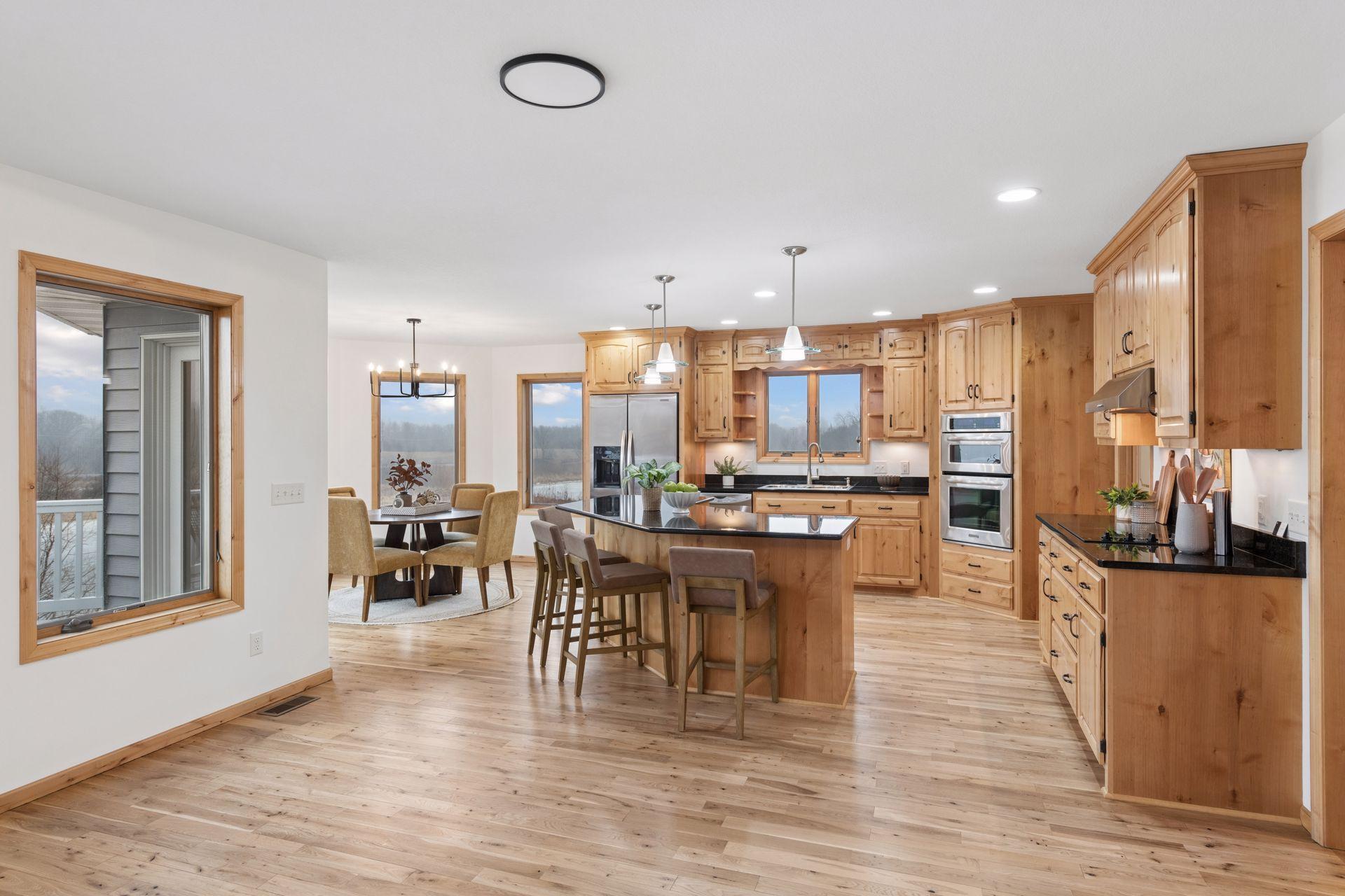 869 Yellowstone Trail