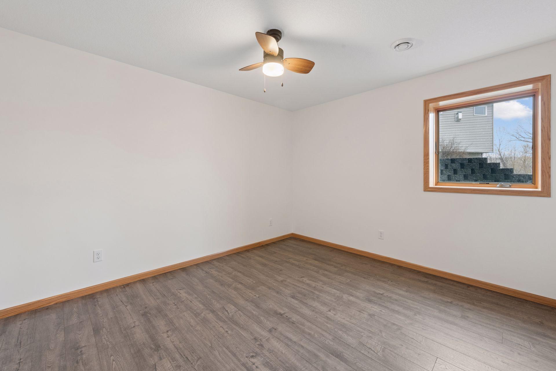 869 Yellowstone Trail