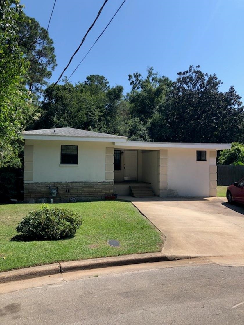 2030 Desiree Court