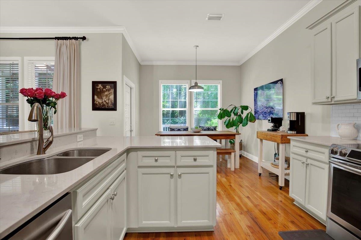 3425 Welwyn Way