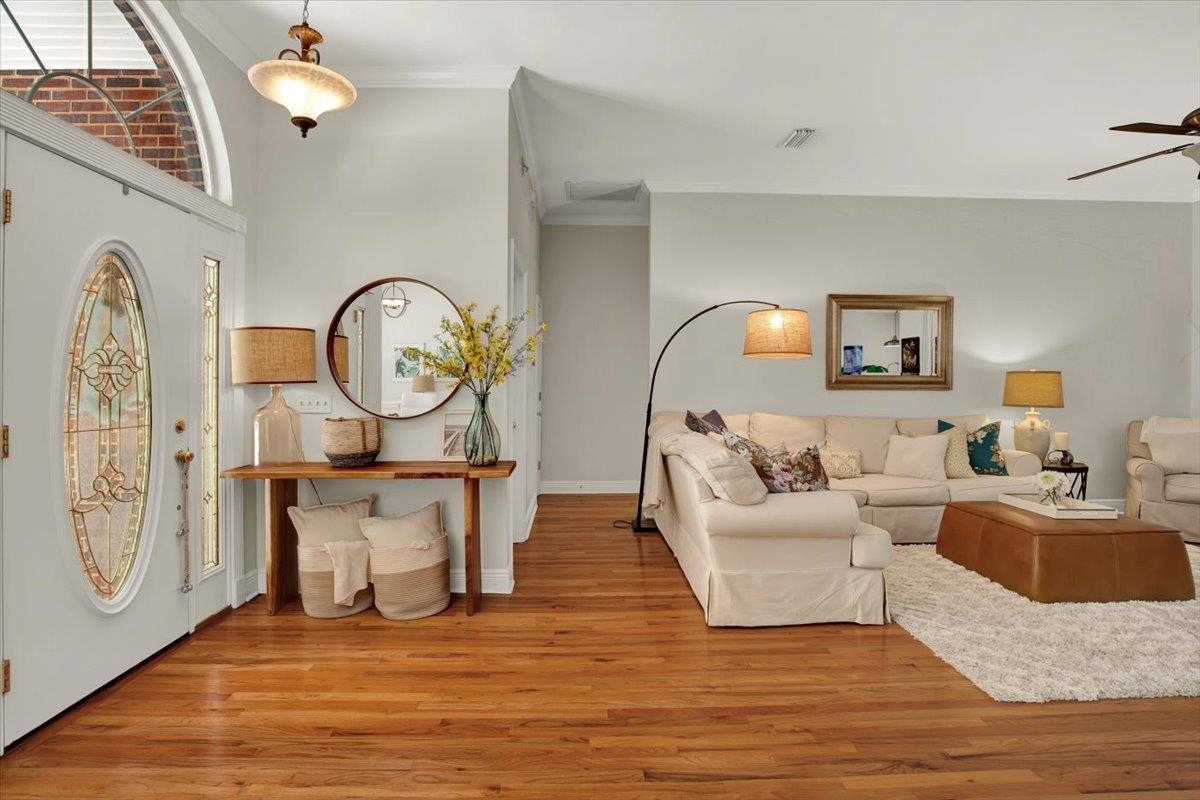 3425 Welwyn Way