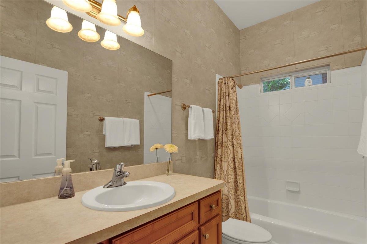 3425 Welwyn Way