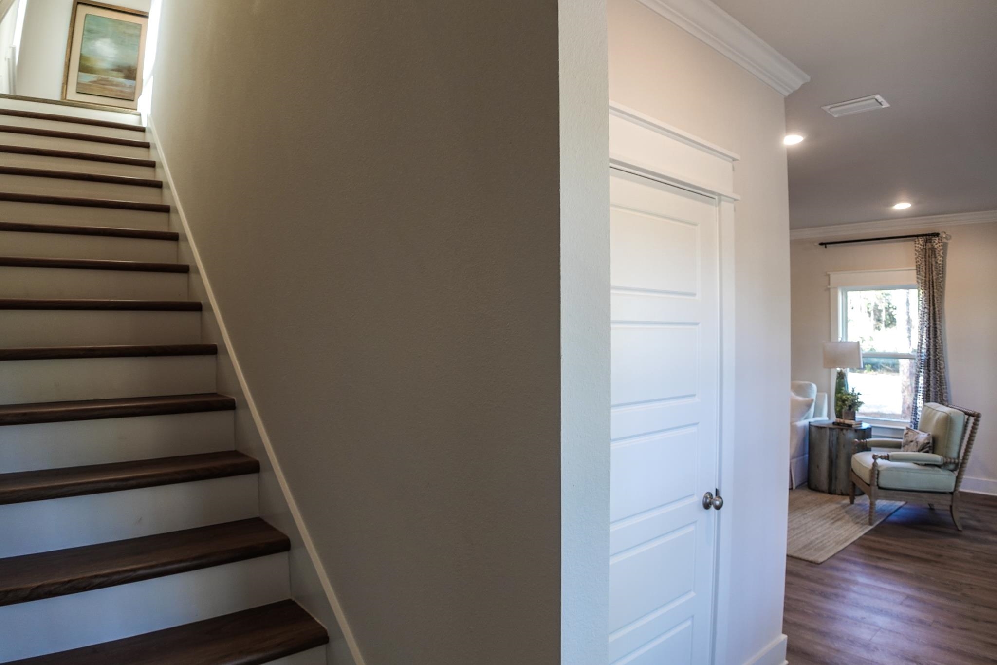 301 Fairview Lane