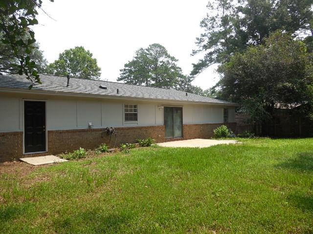 1815 Salmon Drive