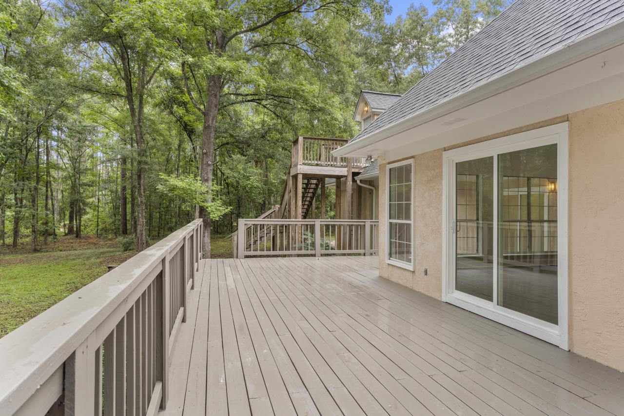 188 W Rosehill Drive
