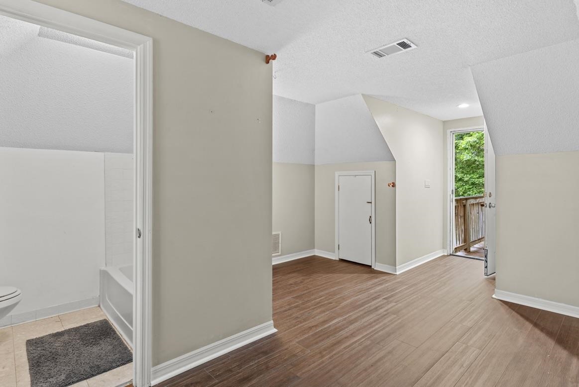 188 W Rosehill Drive