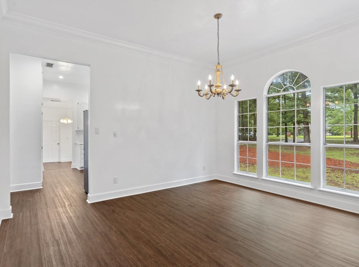 188 W Rosehill Drive