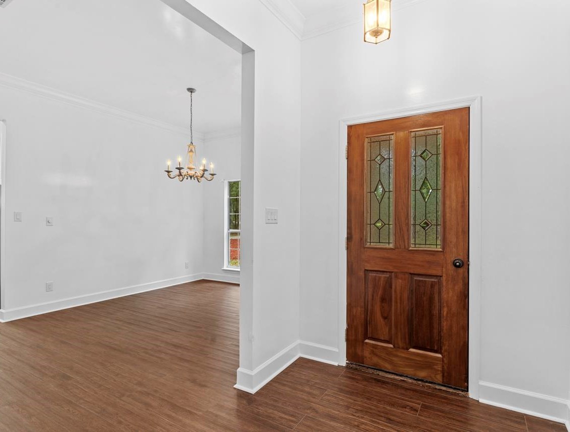 188 W Rosehill Drive