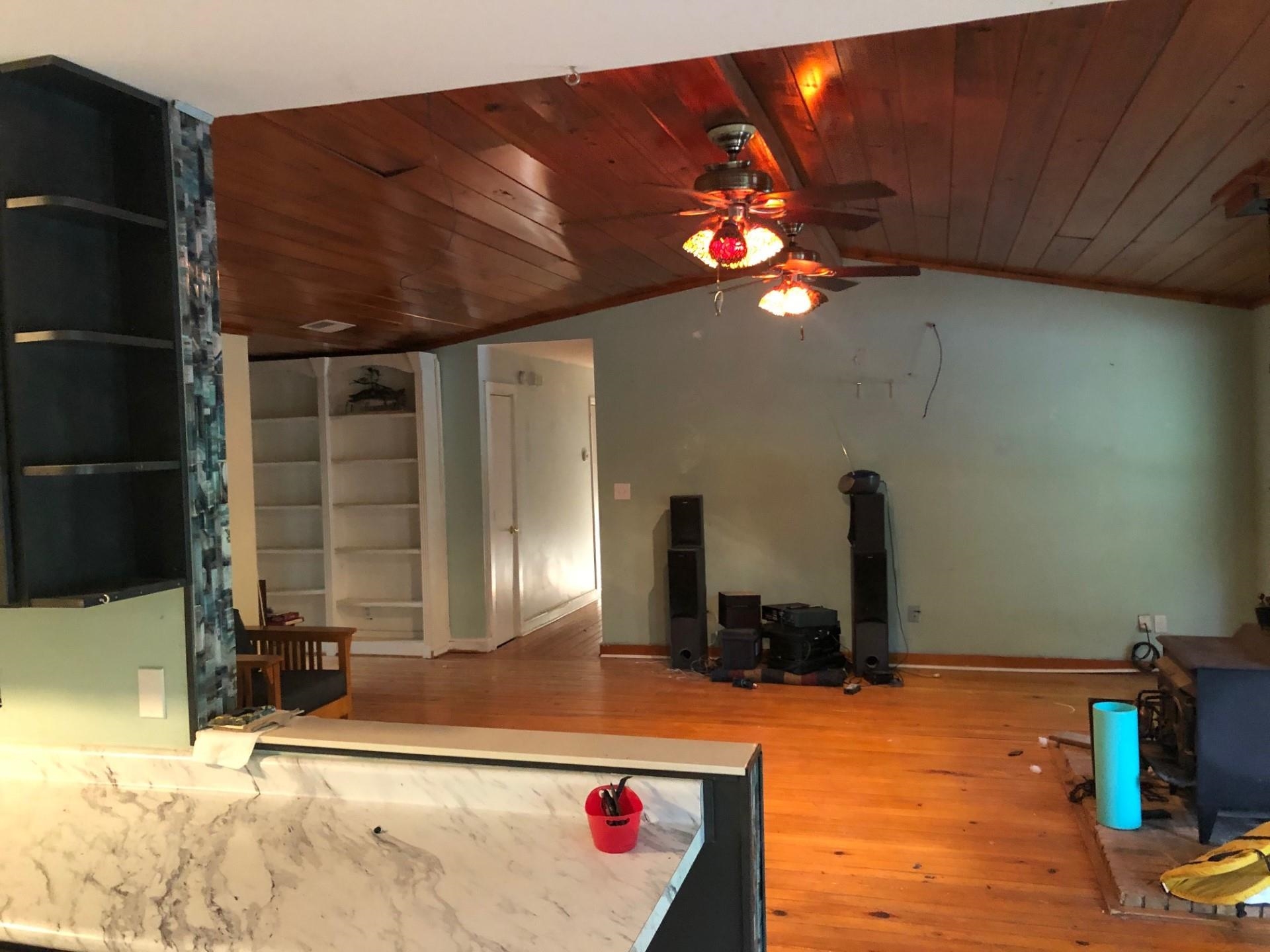 8101 Hugh Lane