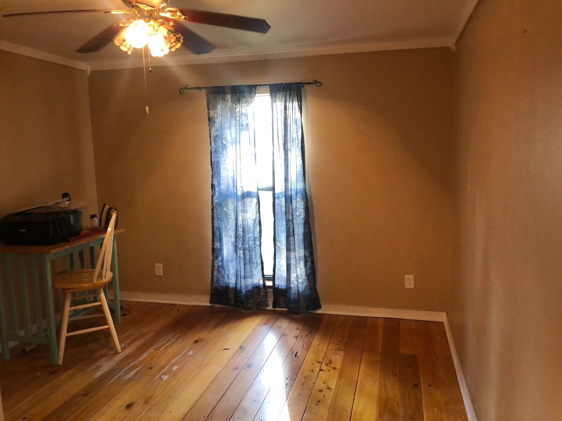 8101 Hugh Lane