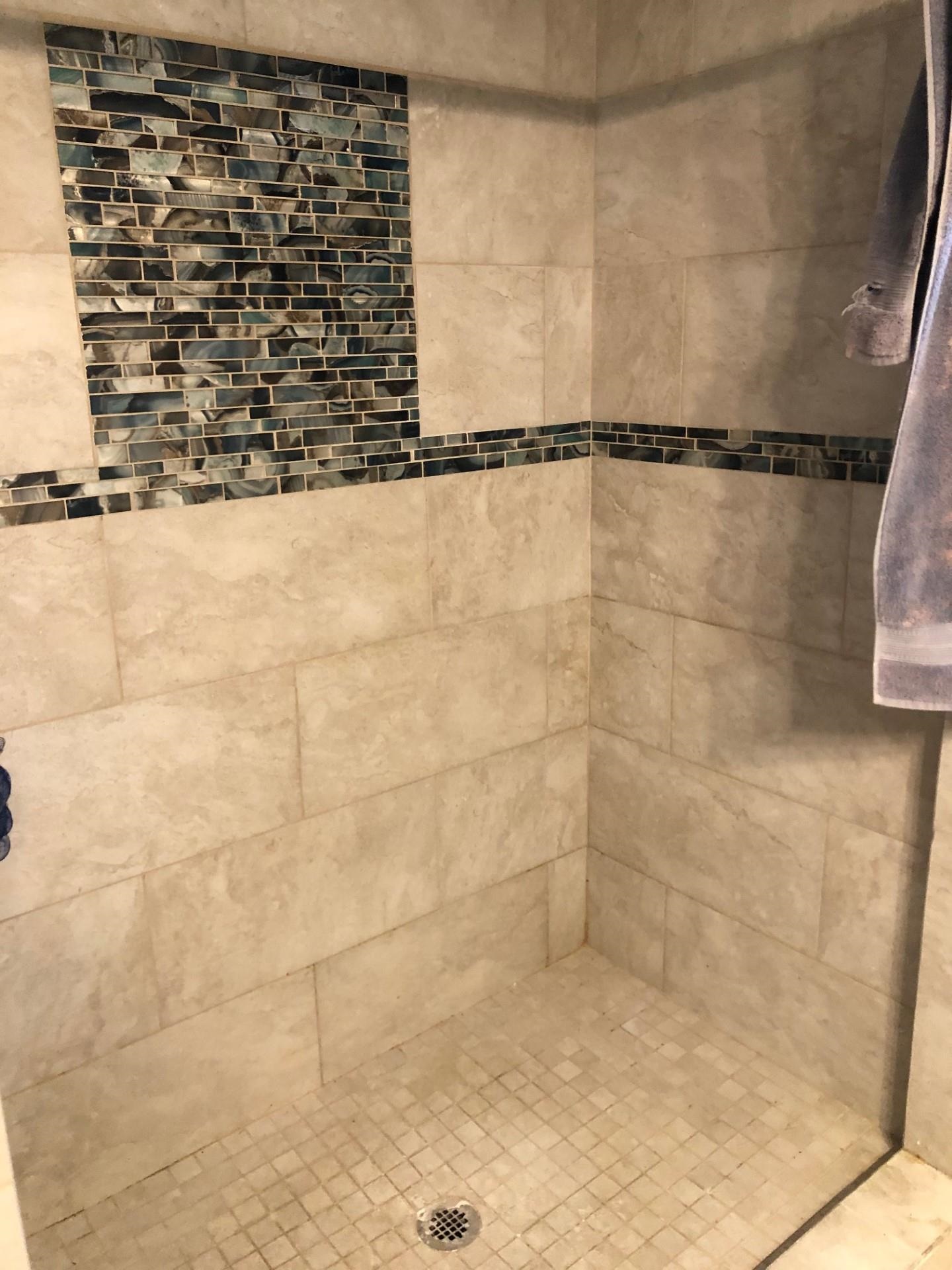 8101 Hugh Lane