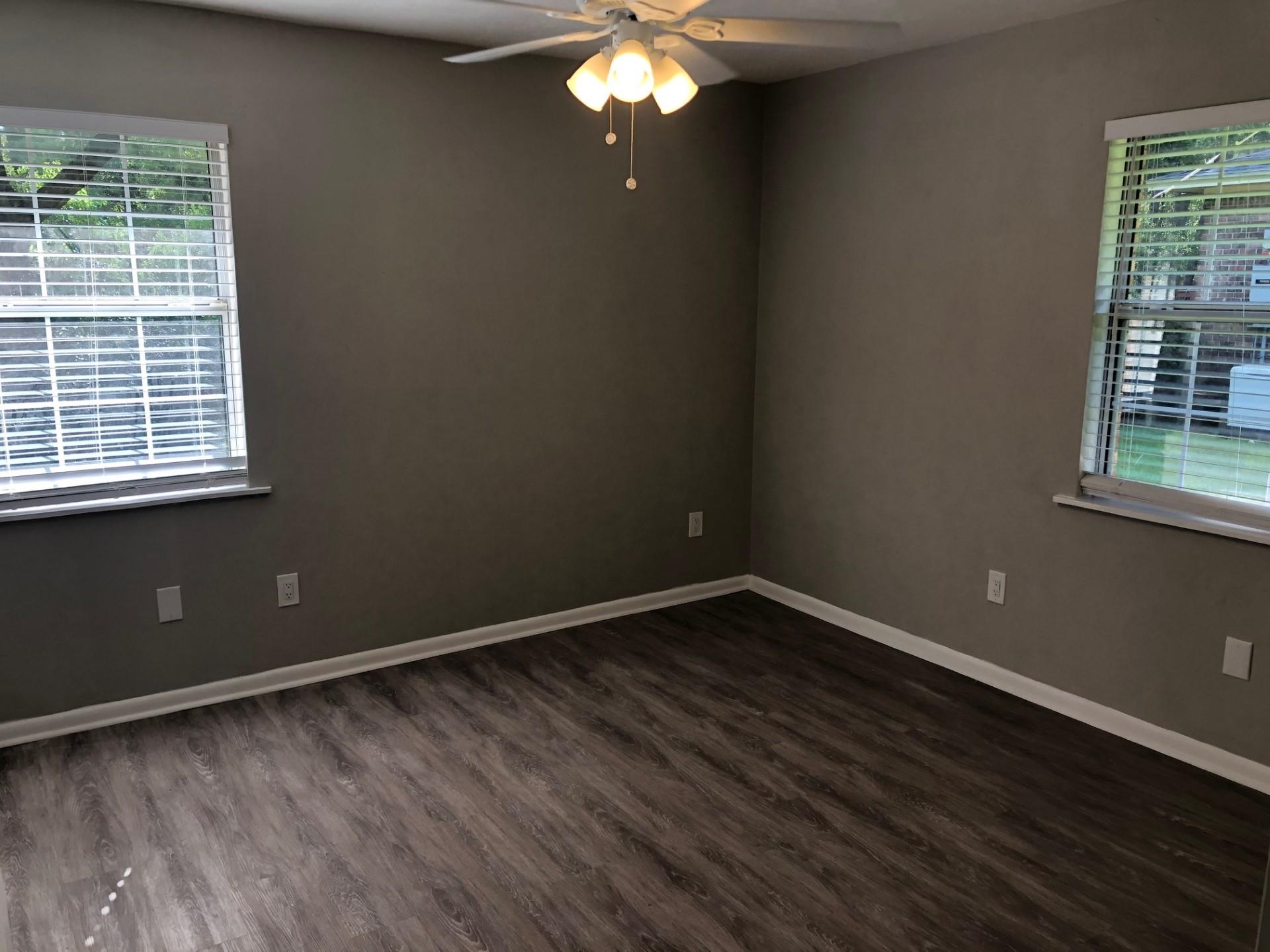 1587 Lonnie Road