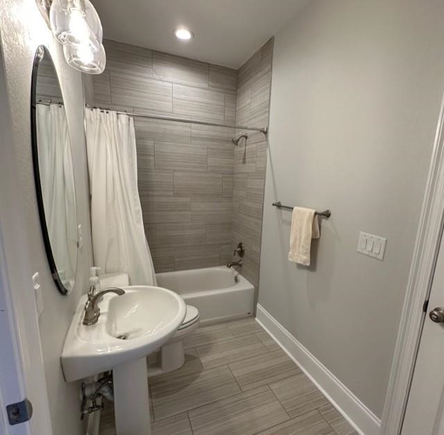 5201 Royal Fern Circle