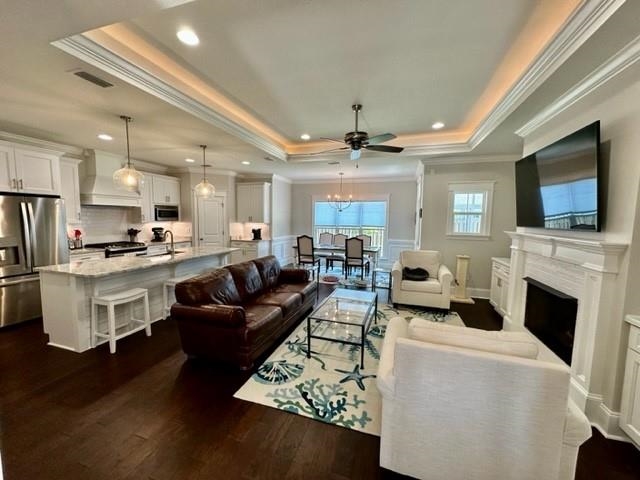 5201 Royal Fern Circle