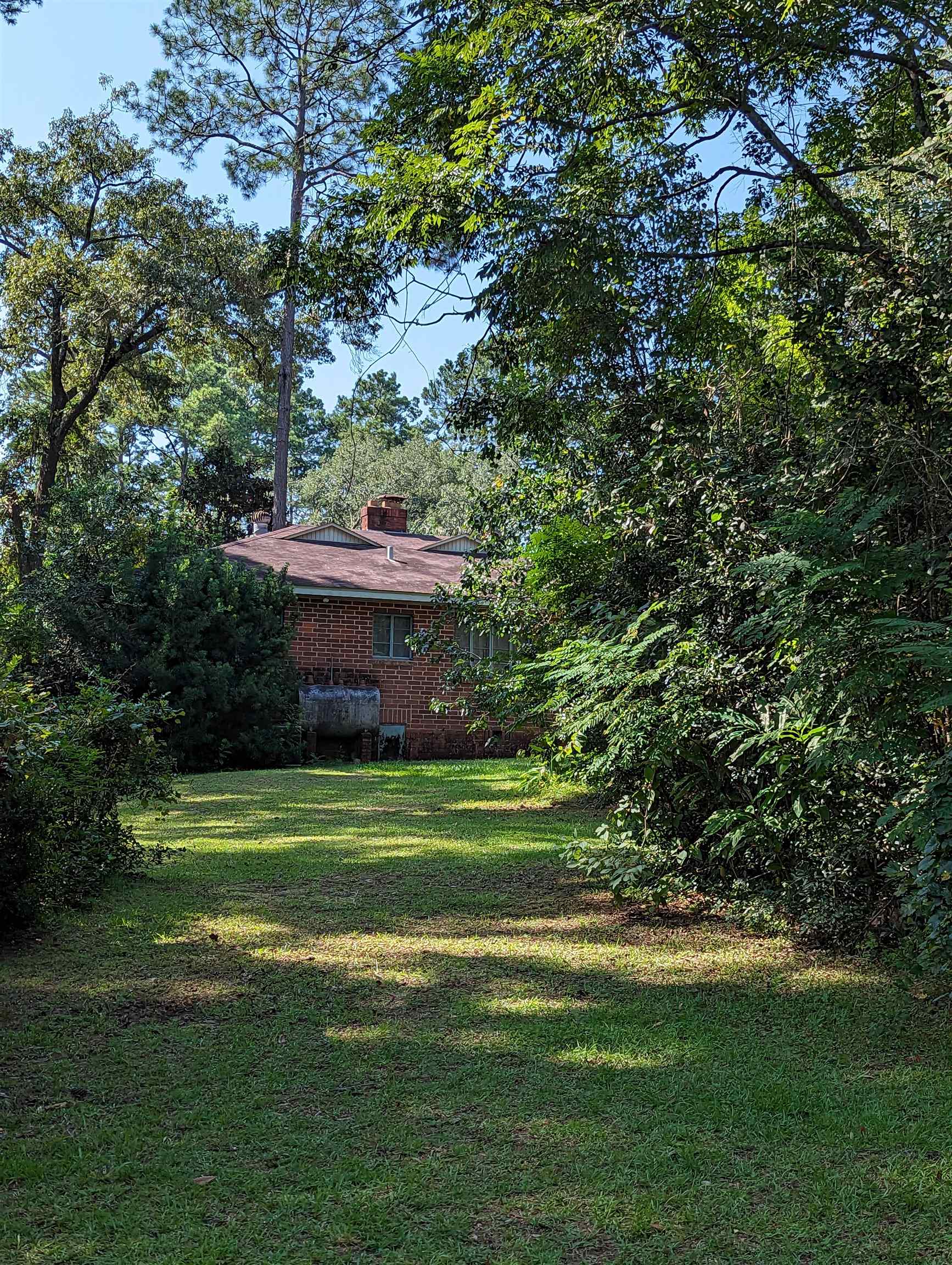 5022 Mahan Drive
