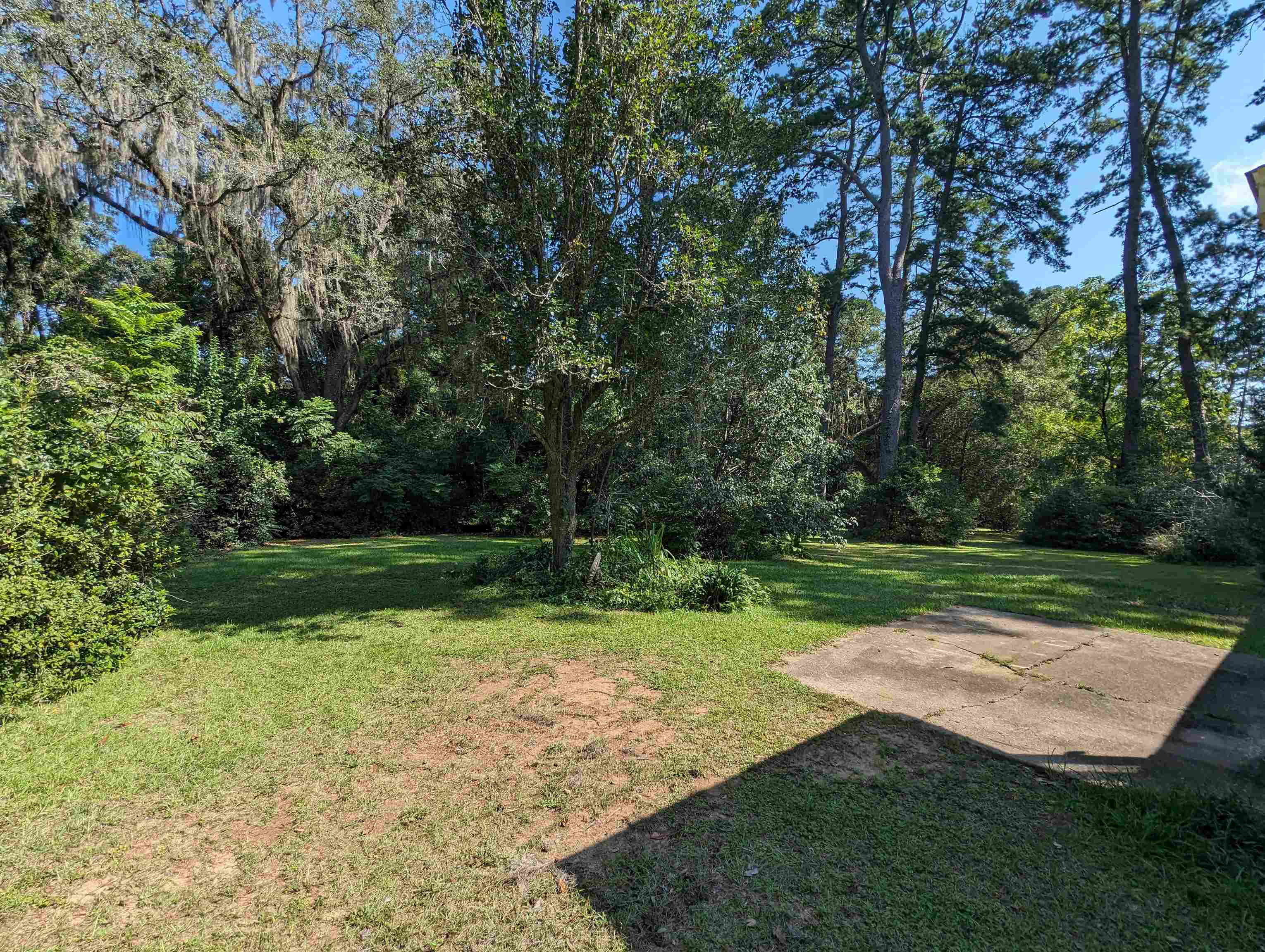 5022 Mahan Drive