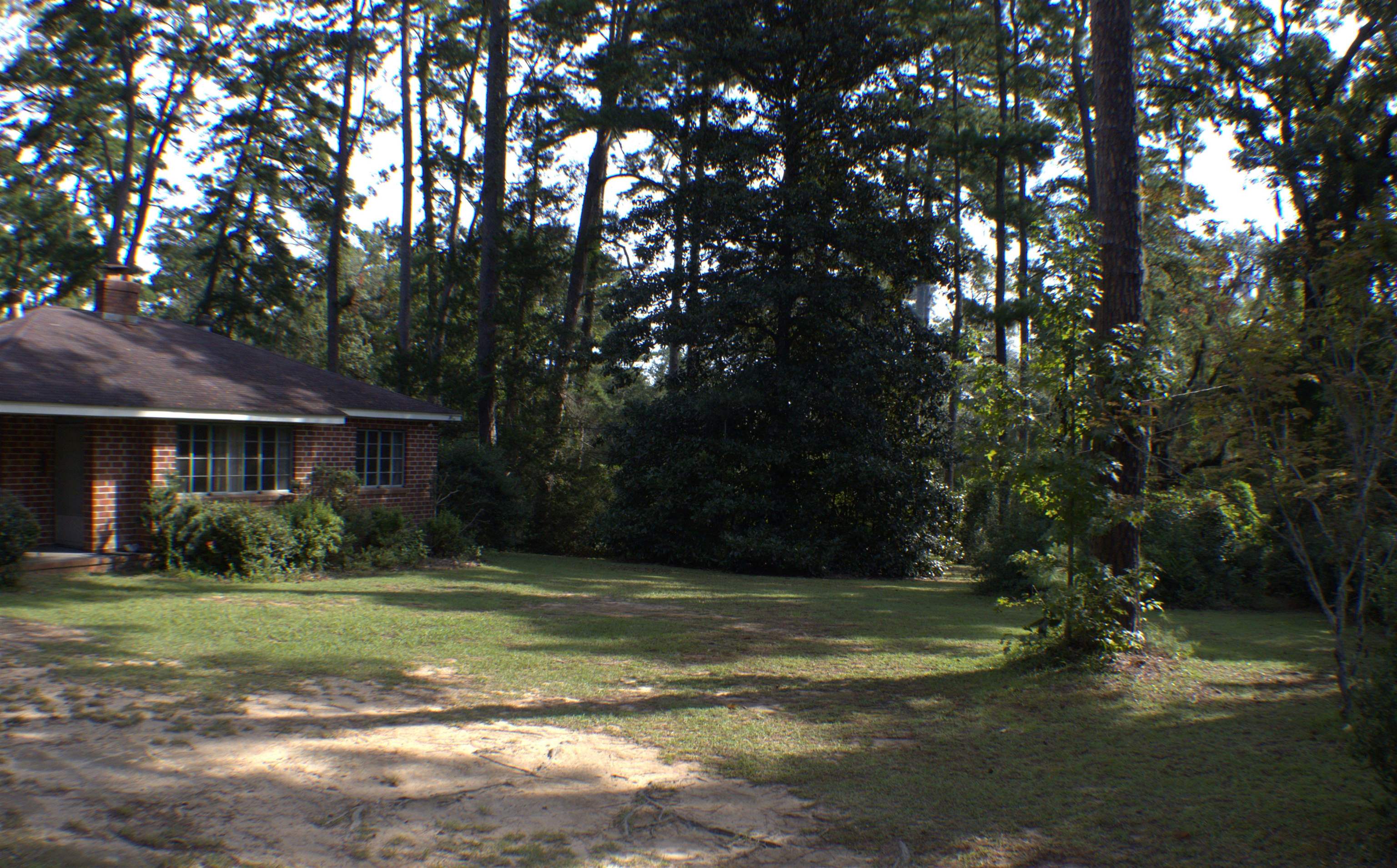 5022 Mahan Drive