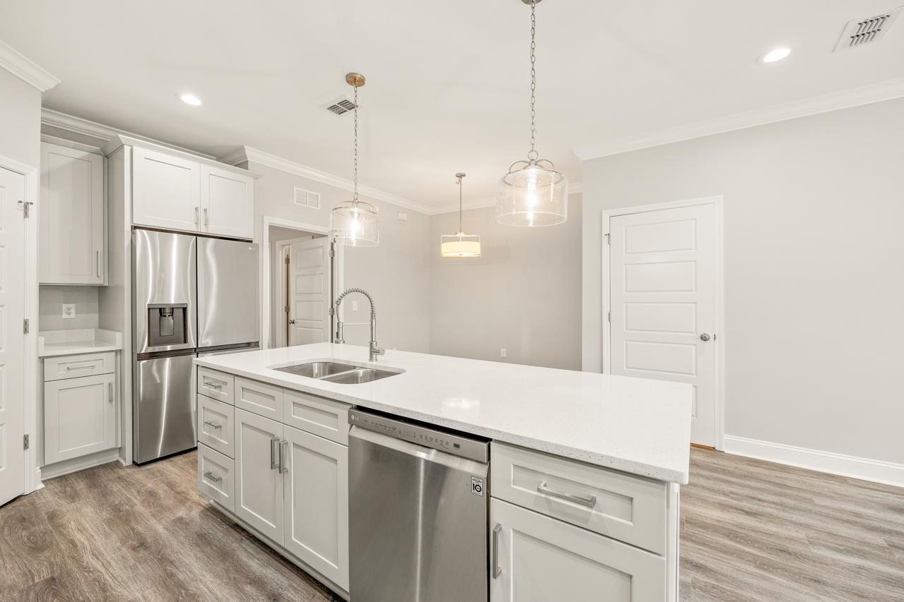 1460 Willow Bend Way Unit: 2