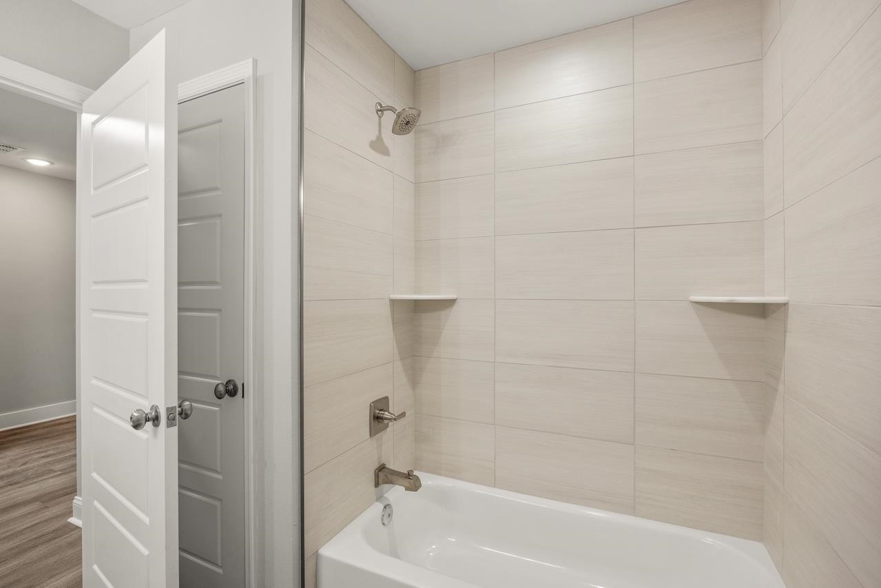 1460 Willow Bend Way Unit: 2